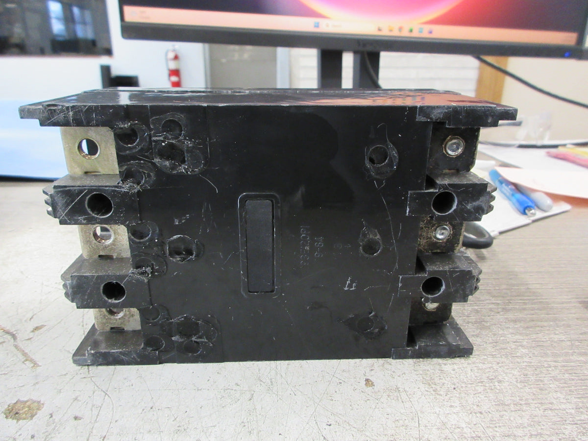 GE Circuit Breaker TQD32225 225A 240V 3P Used
