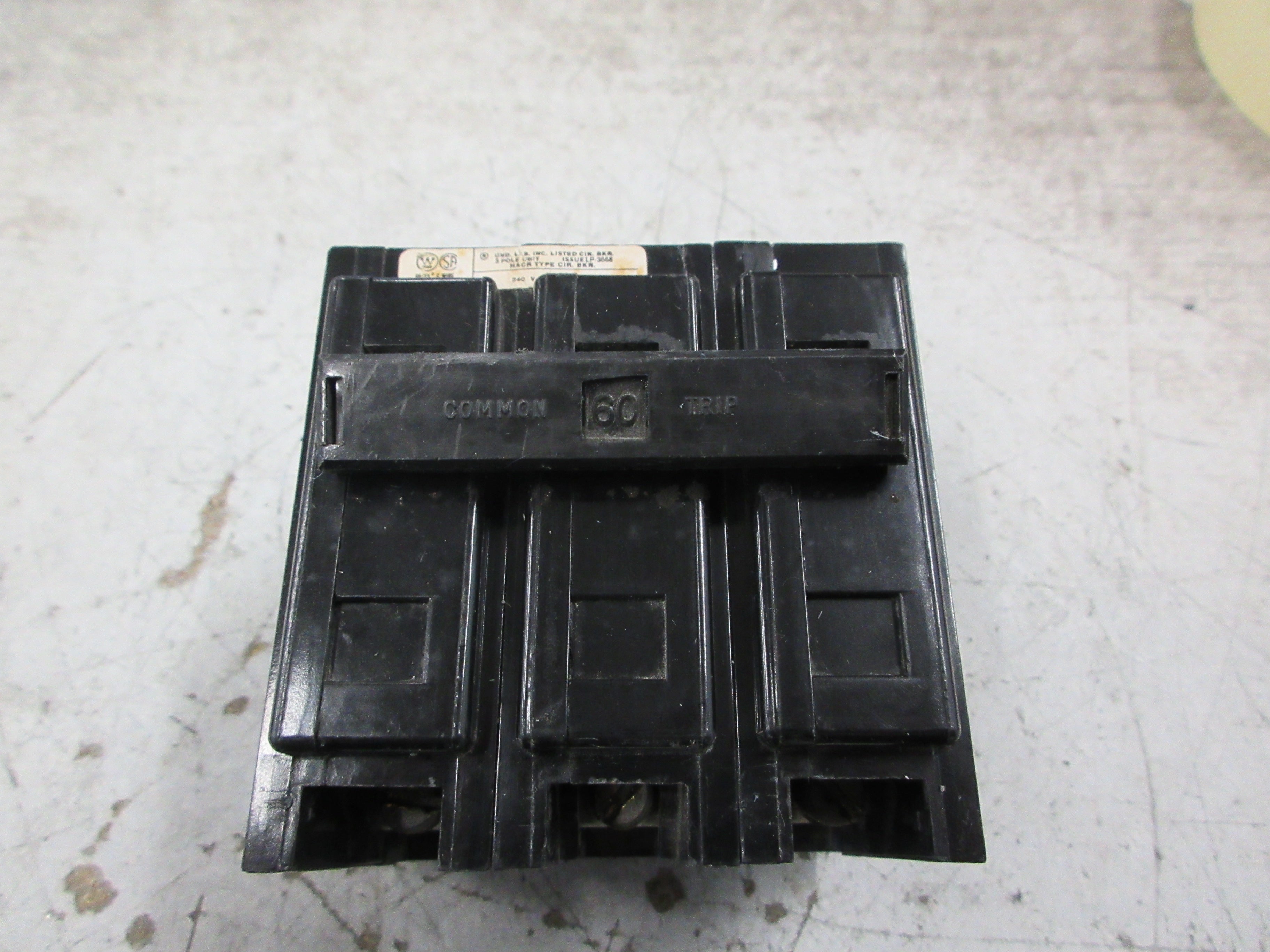 Westinghouse Type BA Bolt-On Circuit Breaker BAB3060H 60A 240V 3P Used