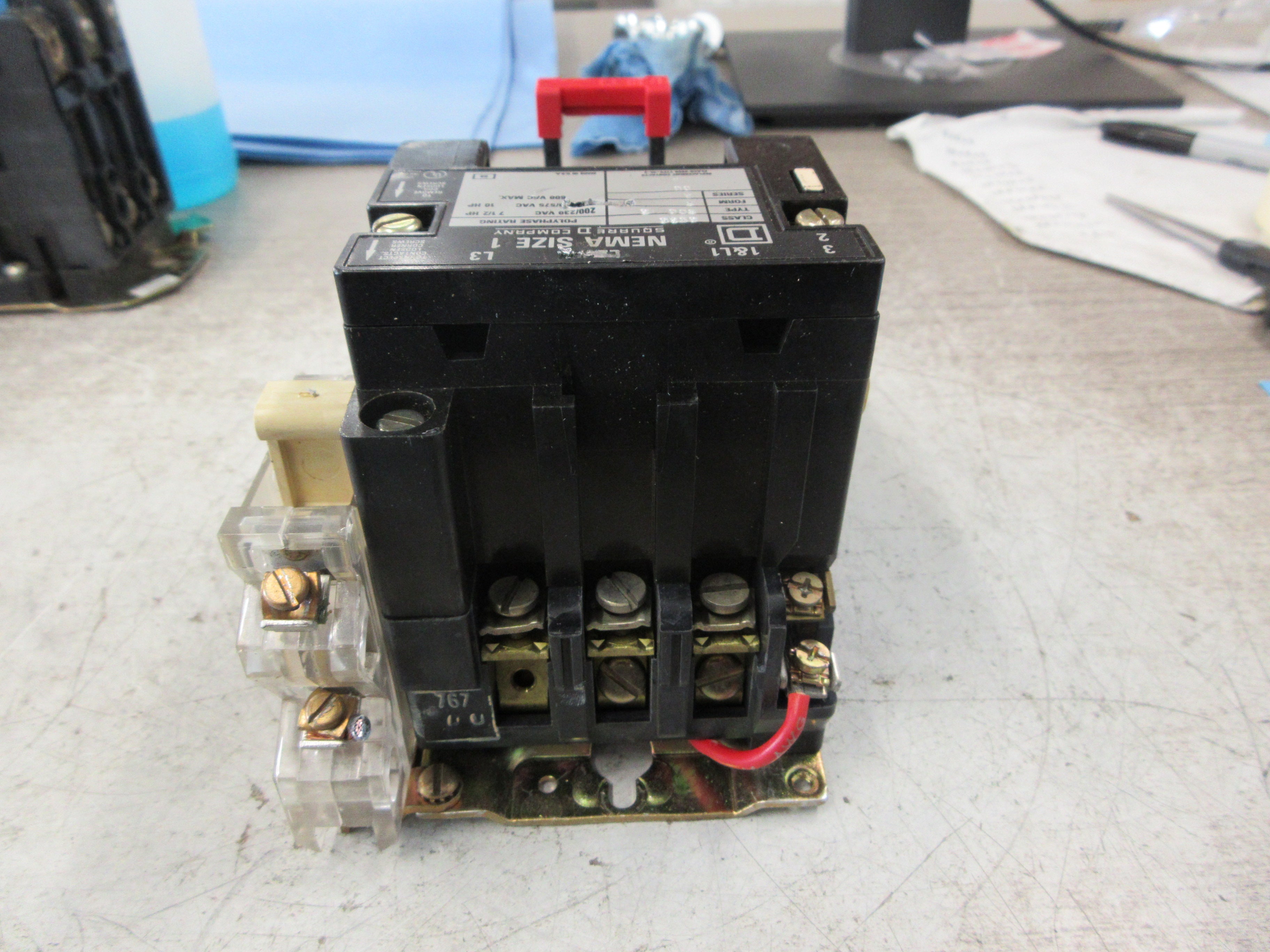 Square D Size 1 Starter 8536 SCO 3 S Ser. A 120V Coil 600V W/Aux Fuse Used