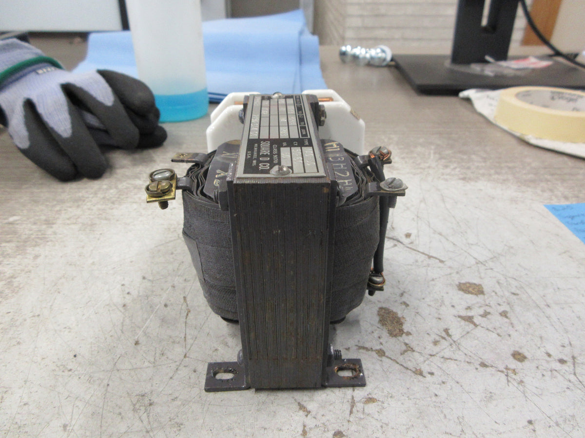 Square D Transformer 9070 AA0-50 50VA Pri: 220/440V Sec: 110V 50-60Hz Used