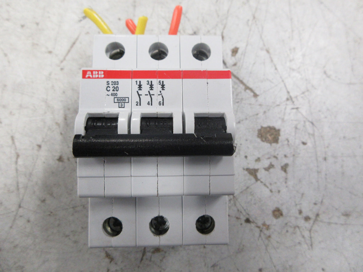ABB Circuit Breaker S203C20 20A 277/480V 3P Used