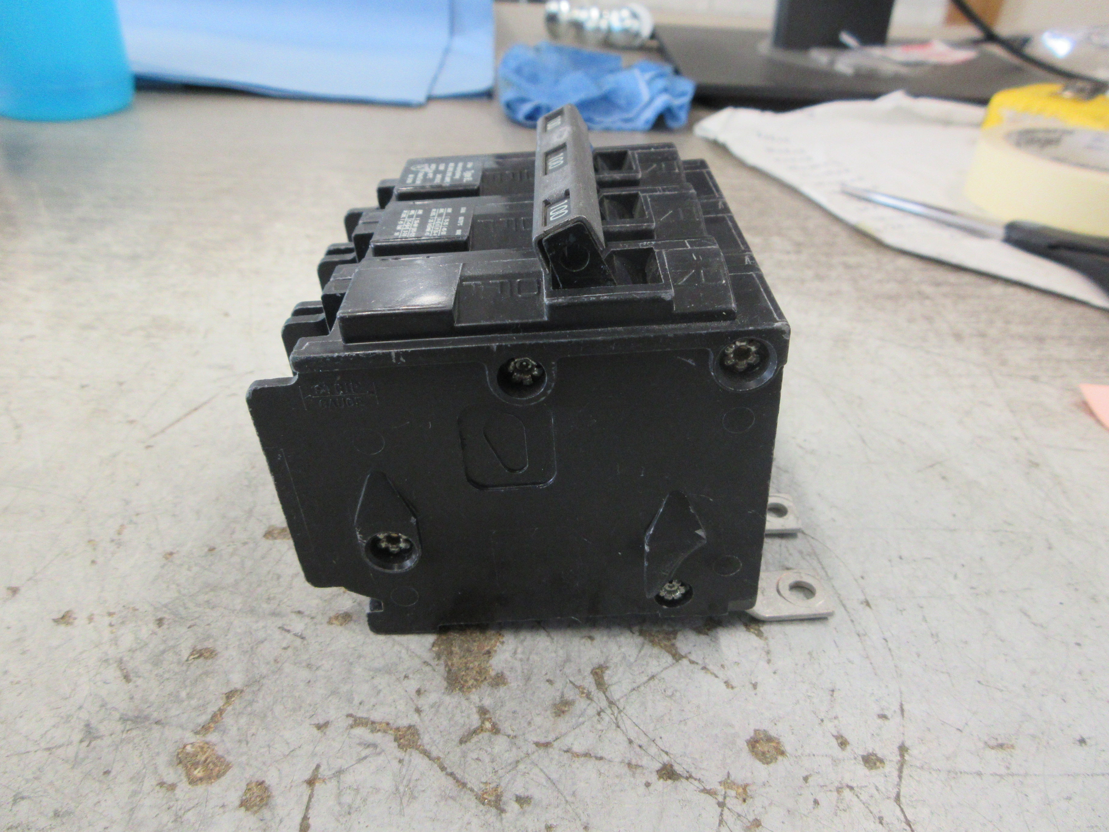 Siemens Type BL Bolt-On Circuit Breaker B3100 100A 240V 3P Used