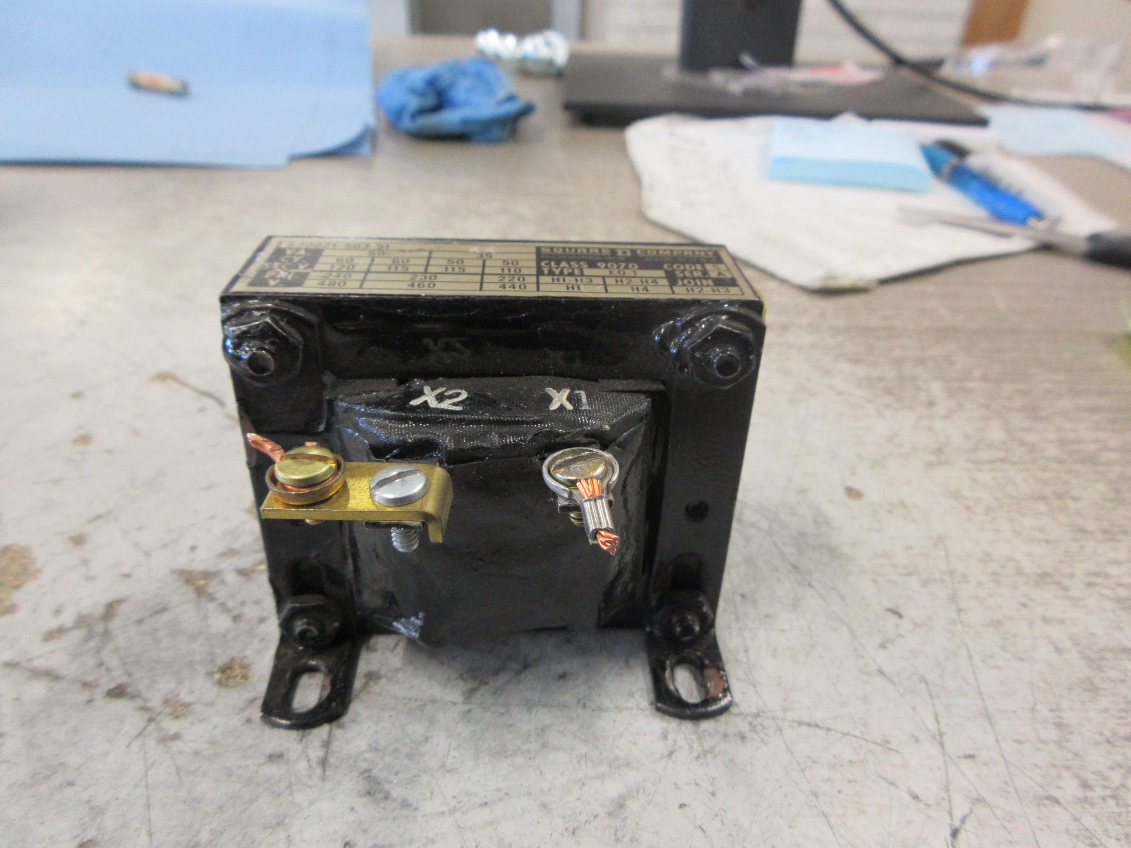 Square D Transformer 9070 E0-1 Ser. A 50VA Pri: 240/480V Sec: 120V Used