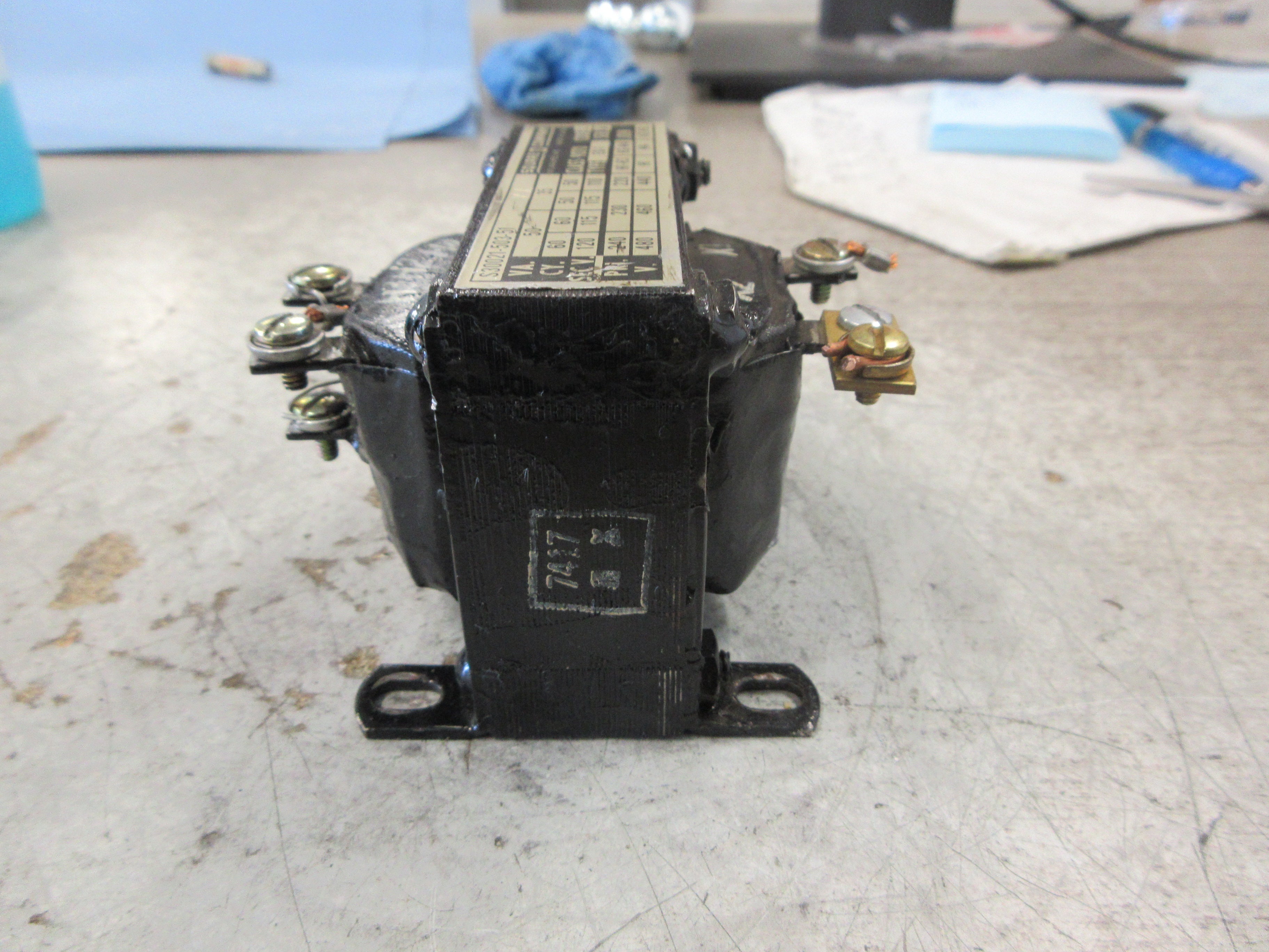 Square D Transformer 9070 E0-1 Ser. A 50VA Pri: 240/480V Sec: 120V Used