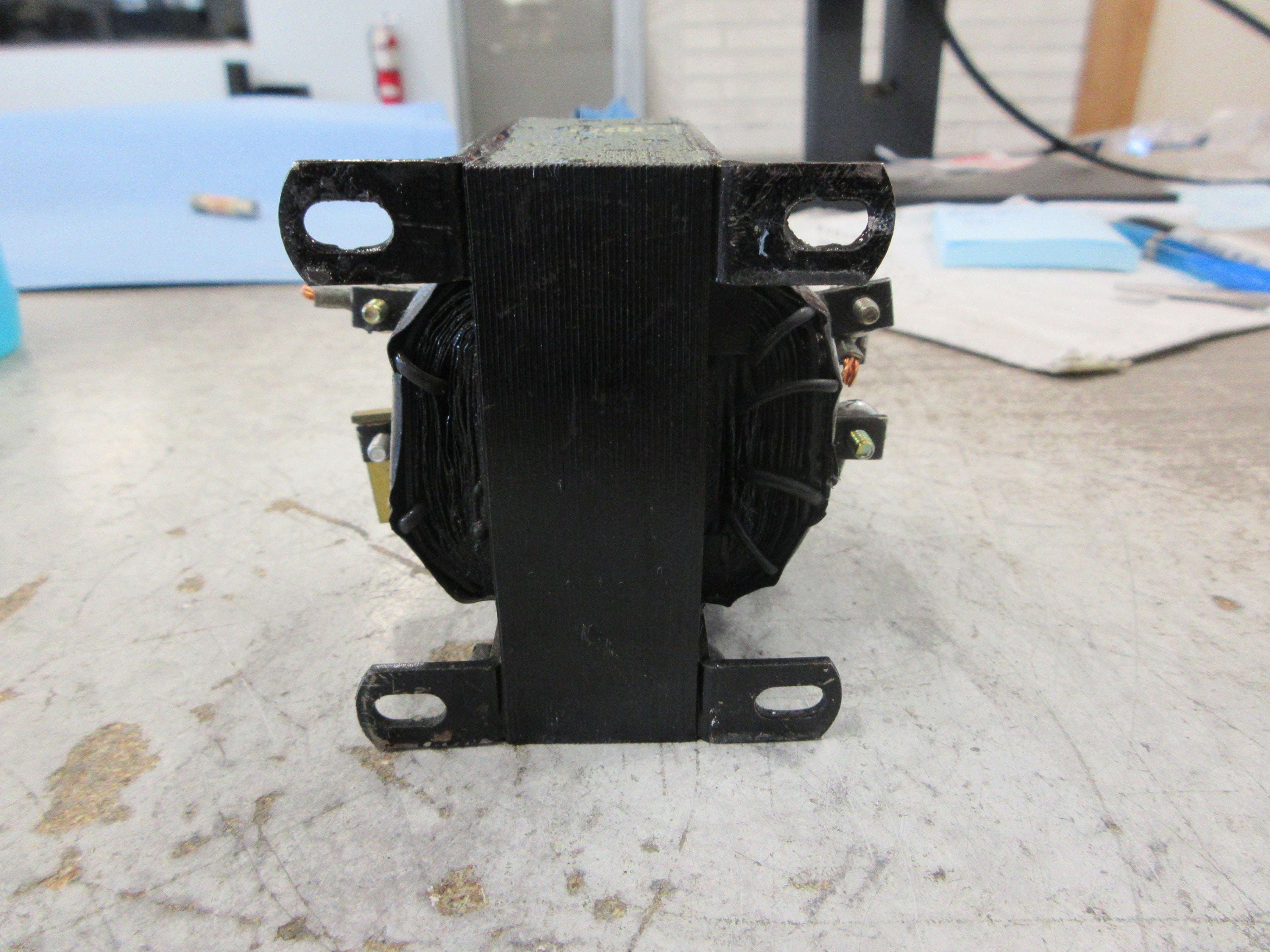 Square D Transformer 9070 E0-1 Ser. A 50VA Pri: 240/480V Sec: 120V Used