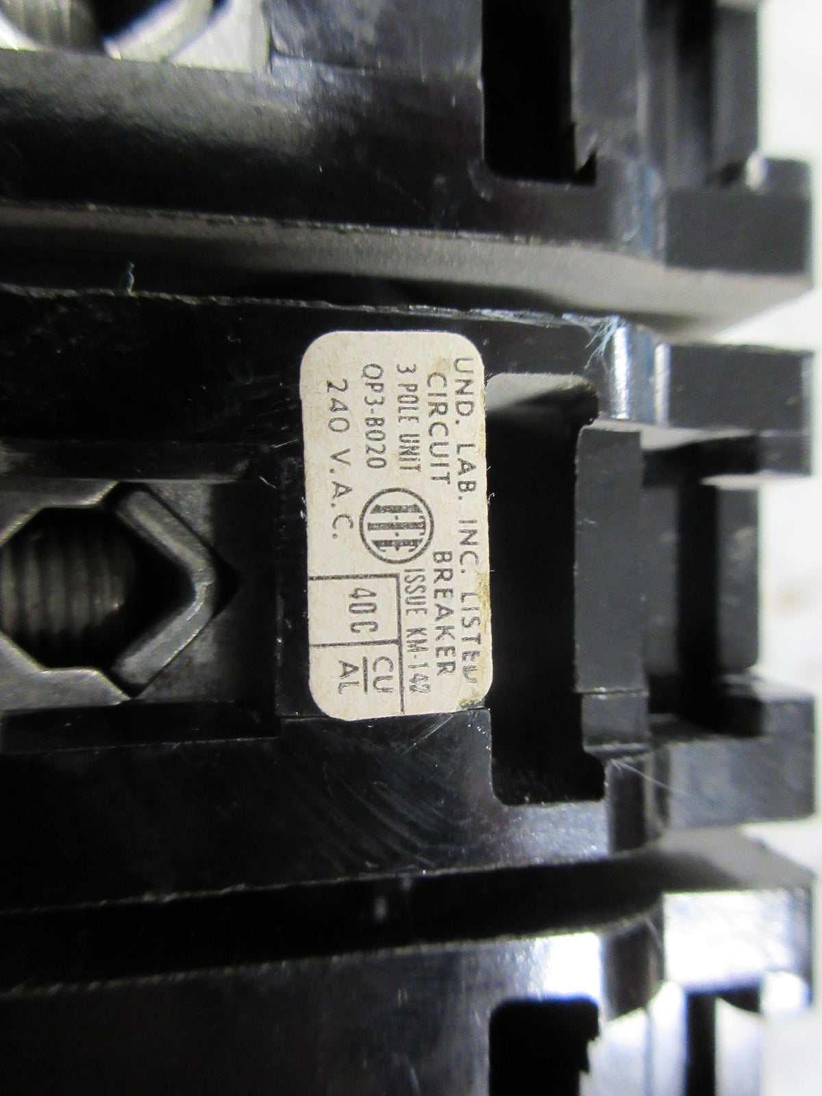 ITE Clip-On Circuit Breaker QP3-B020 20A 240V 3P Used