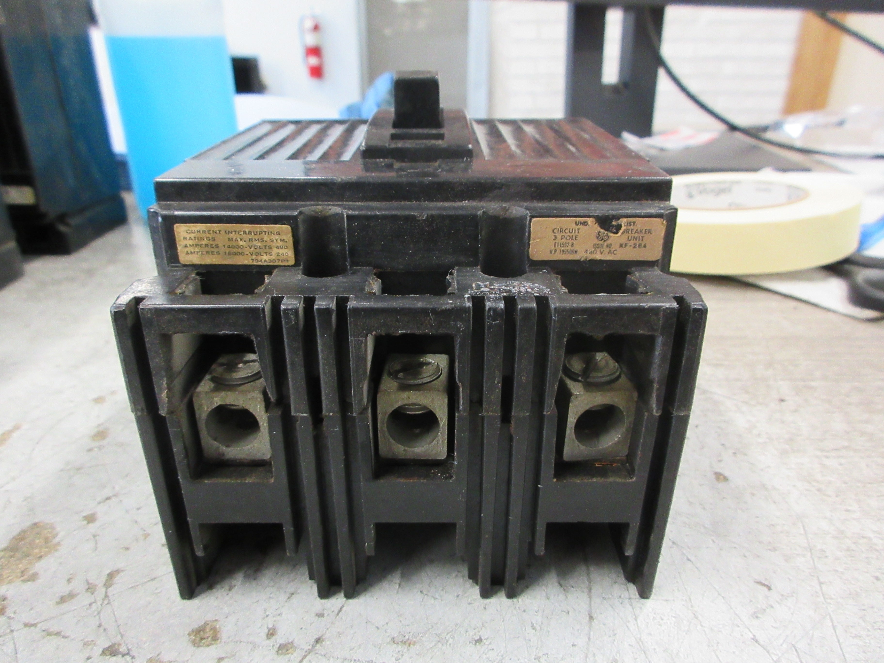 GE Circuit Breaker TEF134100 100A 480V 3P Used