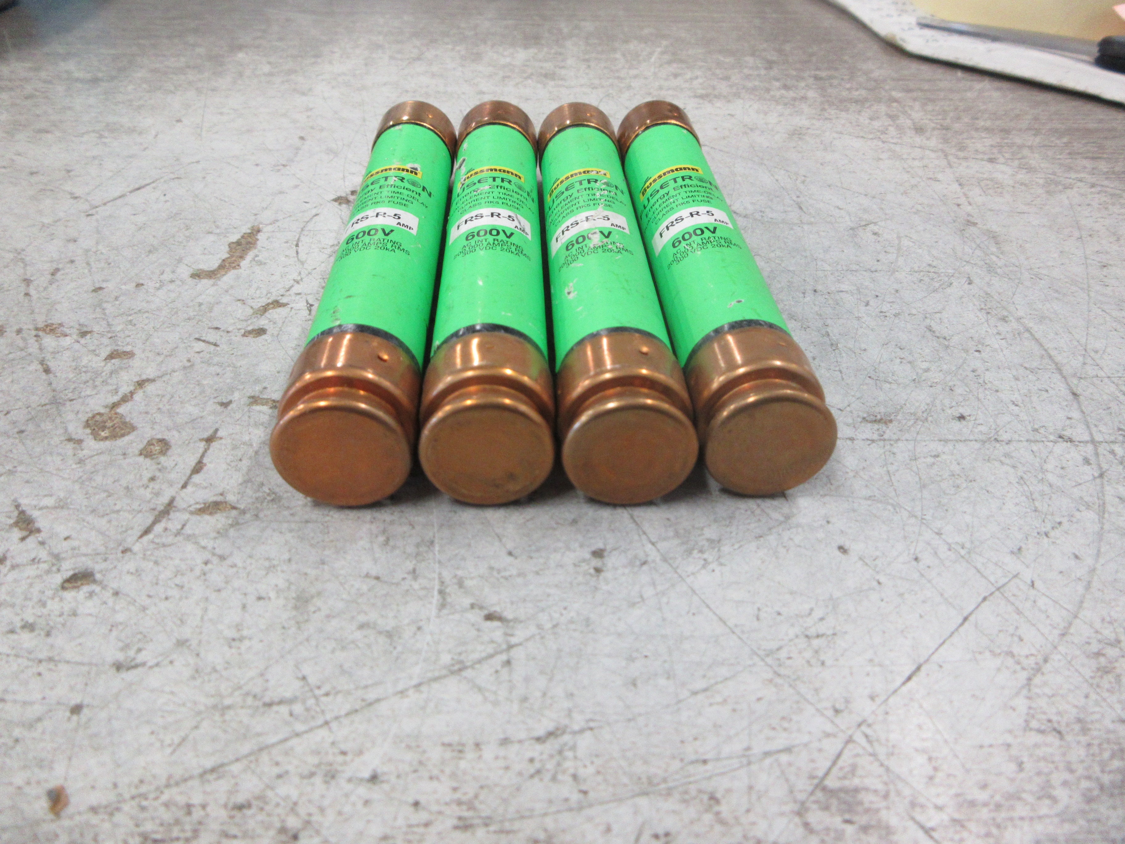 Cooper Bussmann Fusetron Fuse FRS-R-5 5A 600V *Lot of 4* Used