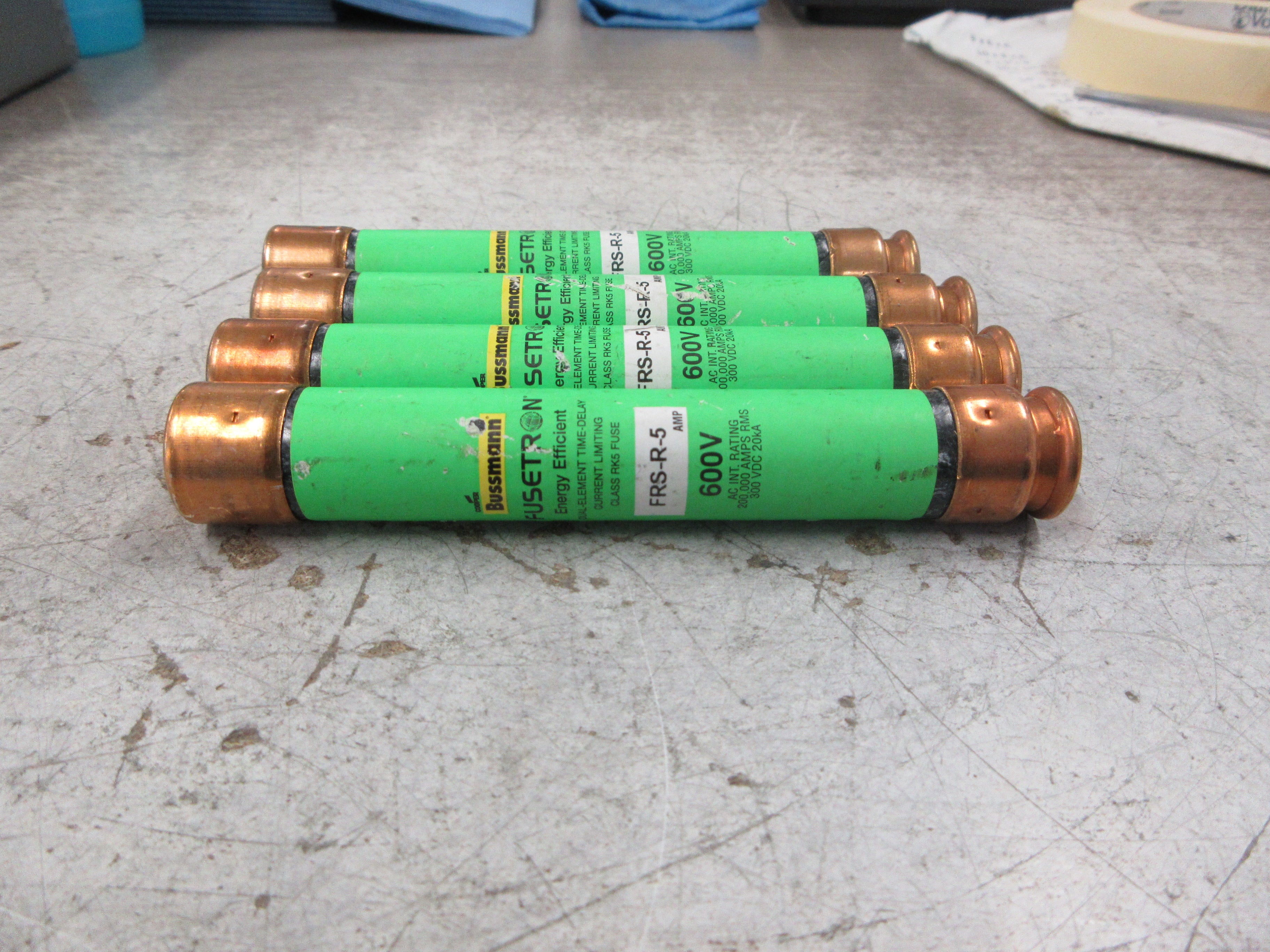 Cooper Bussmann Fusetron Fuse FRS-R-5 5A 600V *Lot of 4* Used