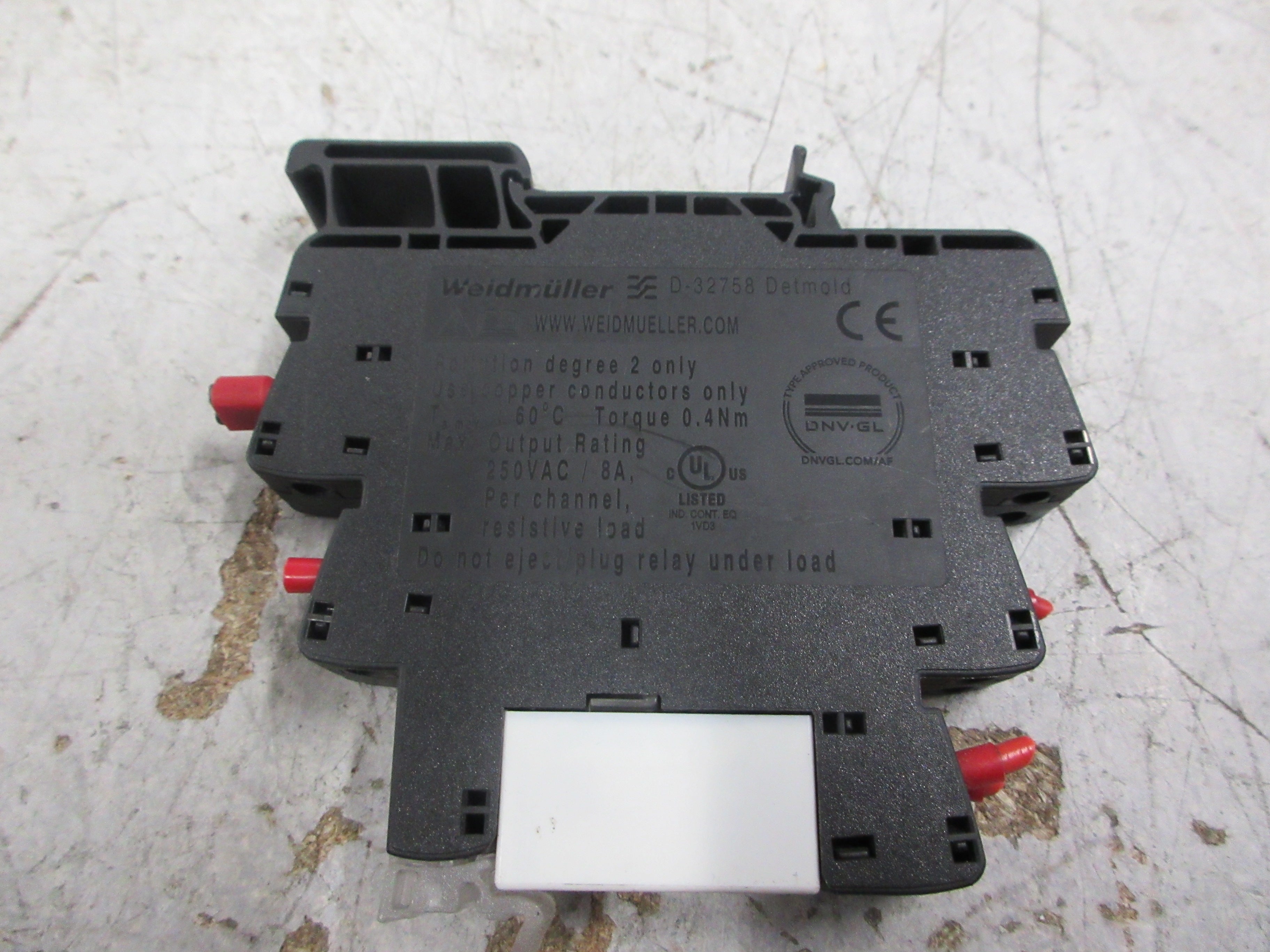 Weidmuller RCL314024W Relay 1984040000 24VDC W/Base Used