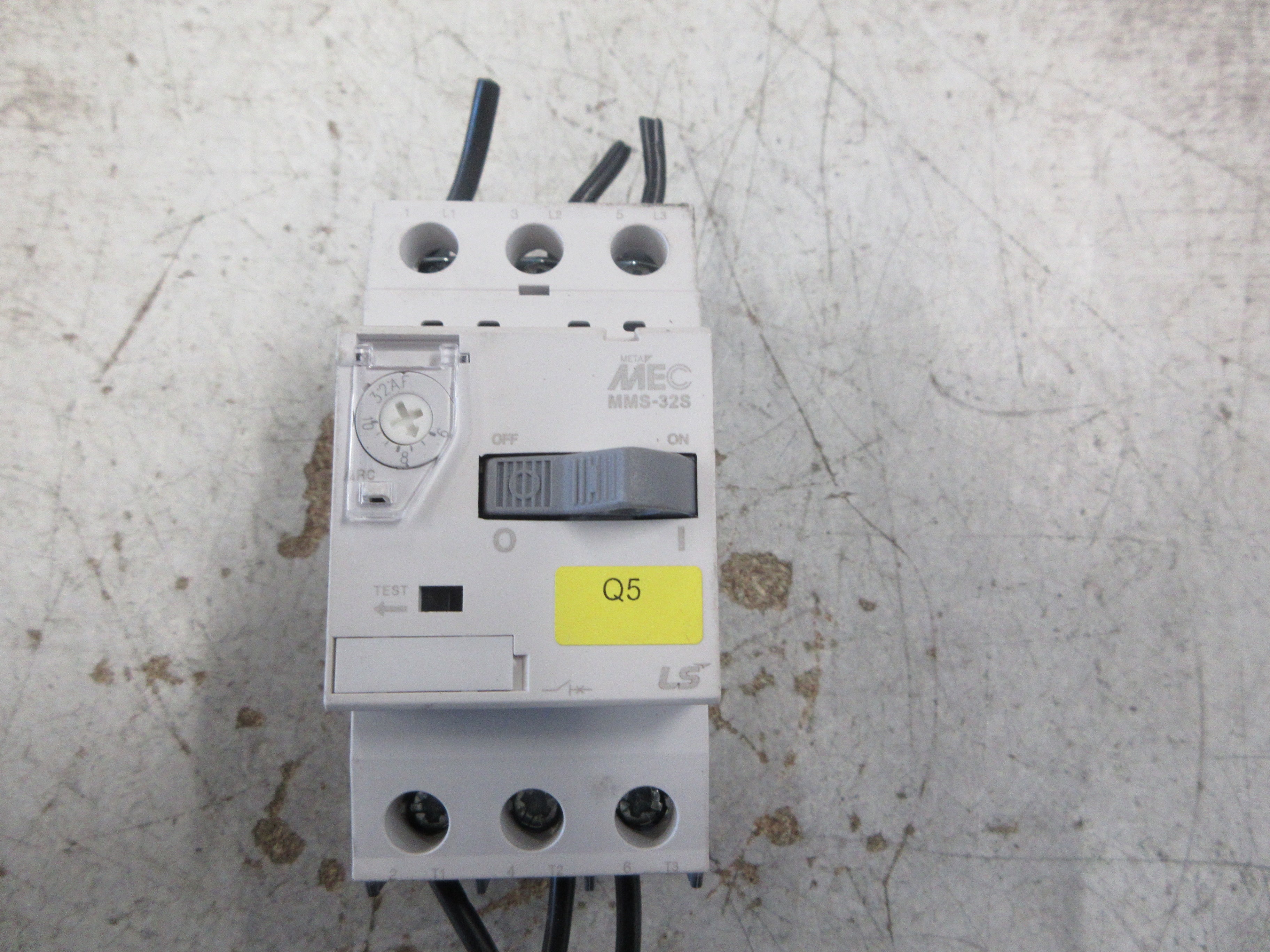 LS Meta MEC Manual Starter MMS-32S Trip: 6-10A Used