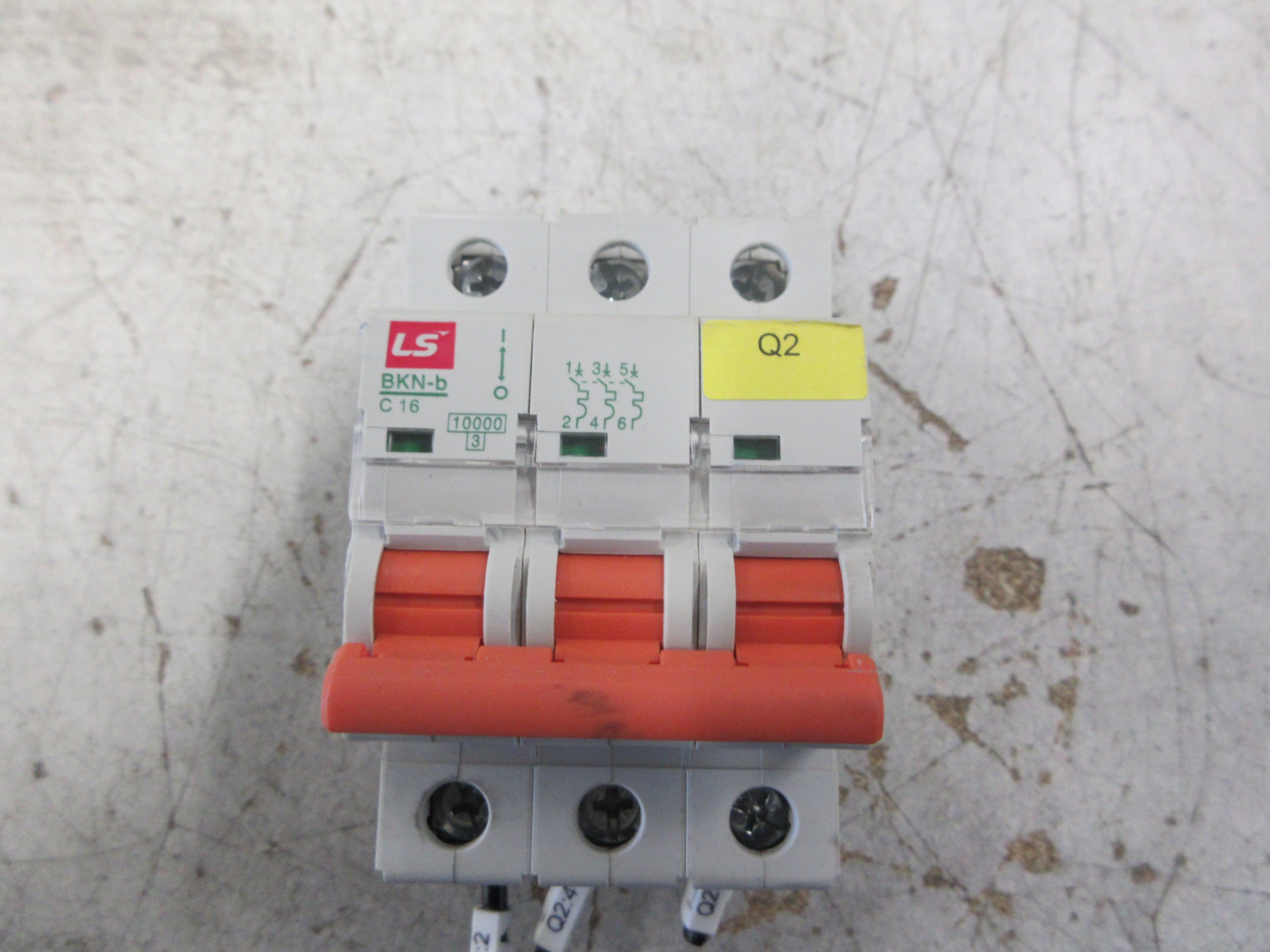 LS Circuit Breaker BKN-b C16 16A 3P Used