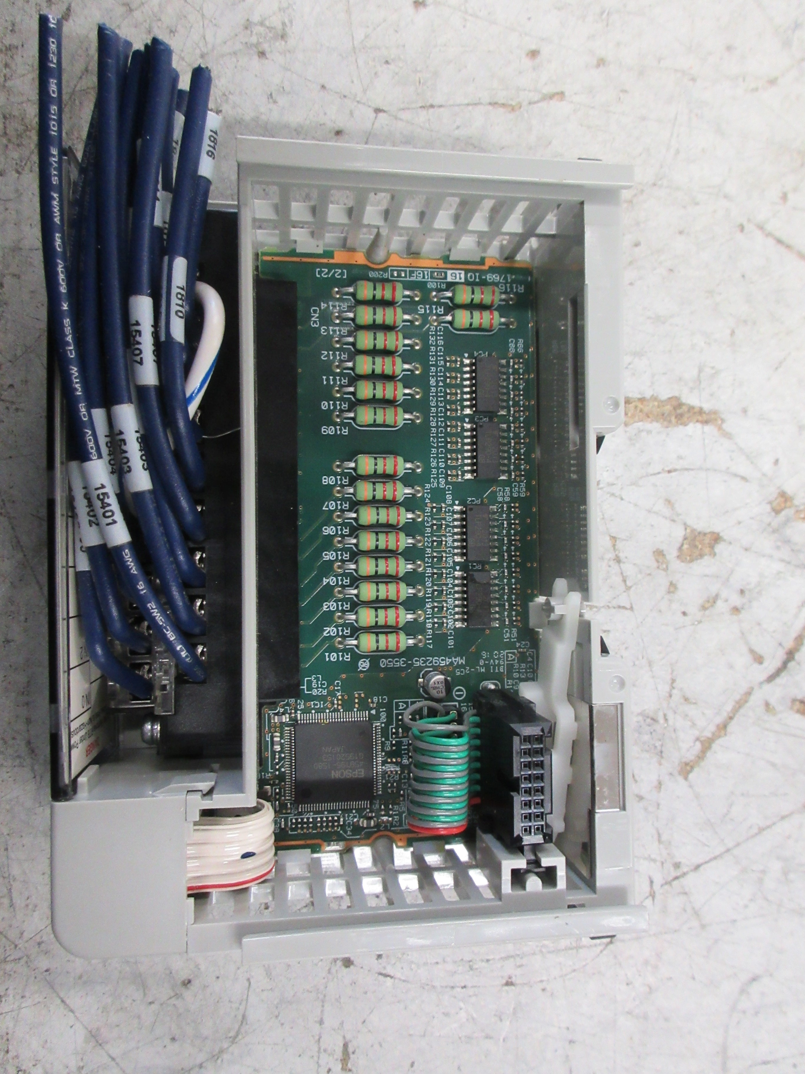Allen-Bradley Compact I/O Input Module 1769-IQ16 Ser. A F/W Rev. 3.1 Used