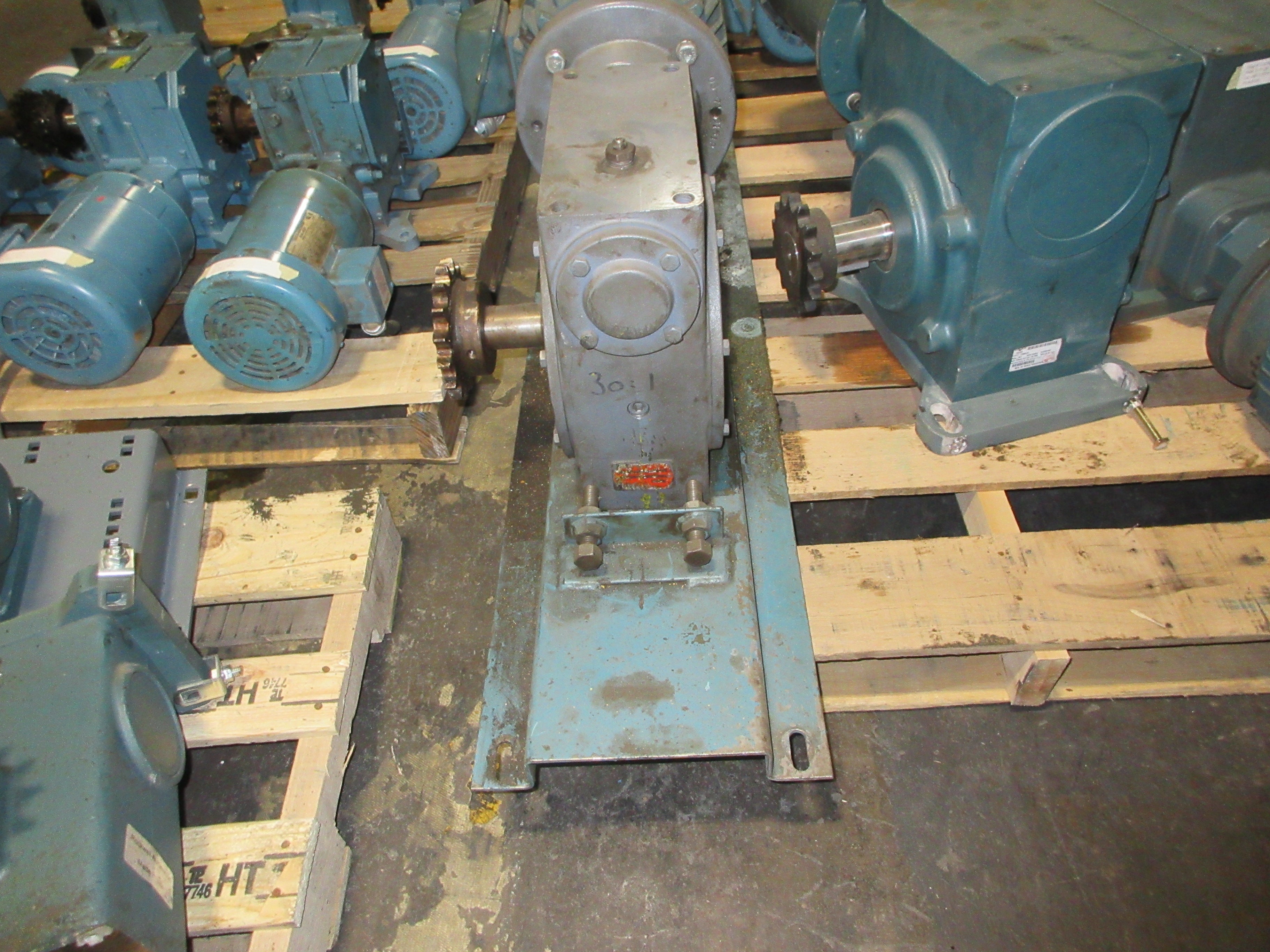 Reliance Electric Gearmotor P18G3883C 5HP 230/460V 1745RPM 13.0/6.5A Used