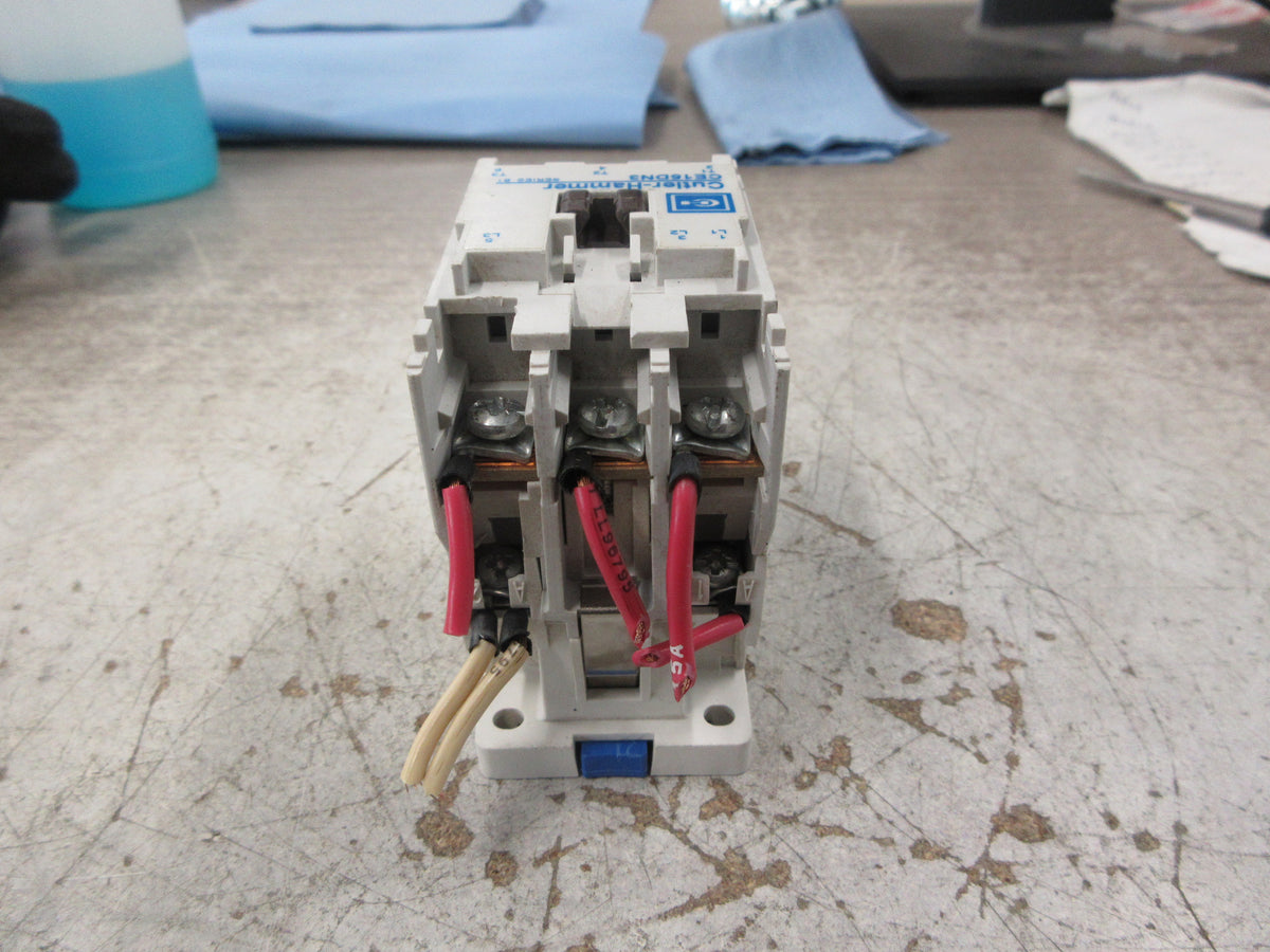 Cutler-Hammer Contactor CE15DN3 Ser. B1 120V Coil 18A 600V Used
