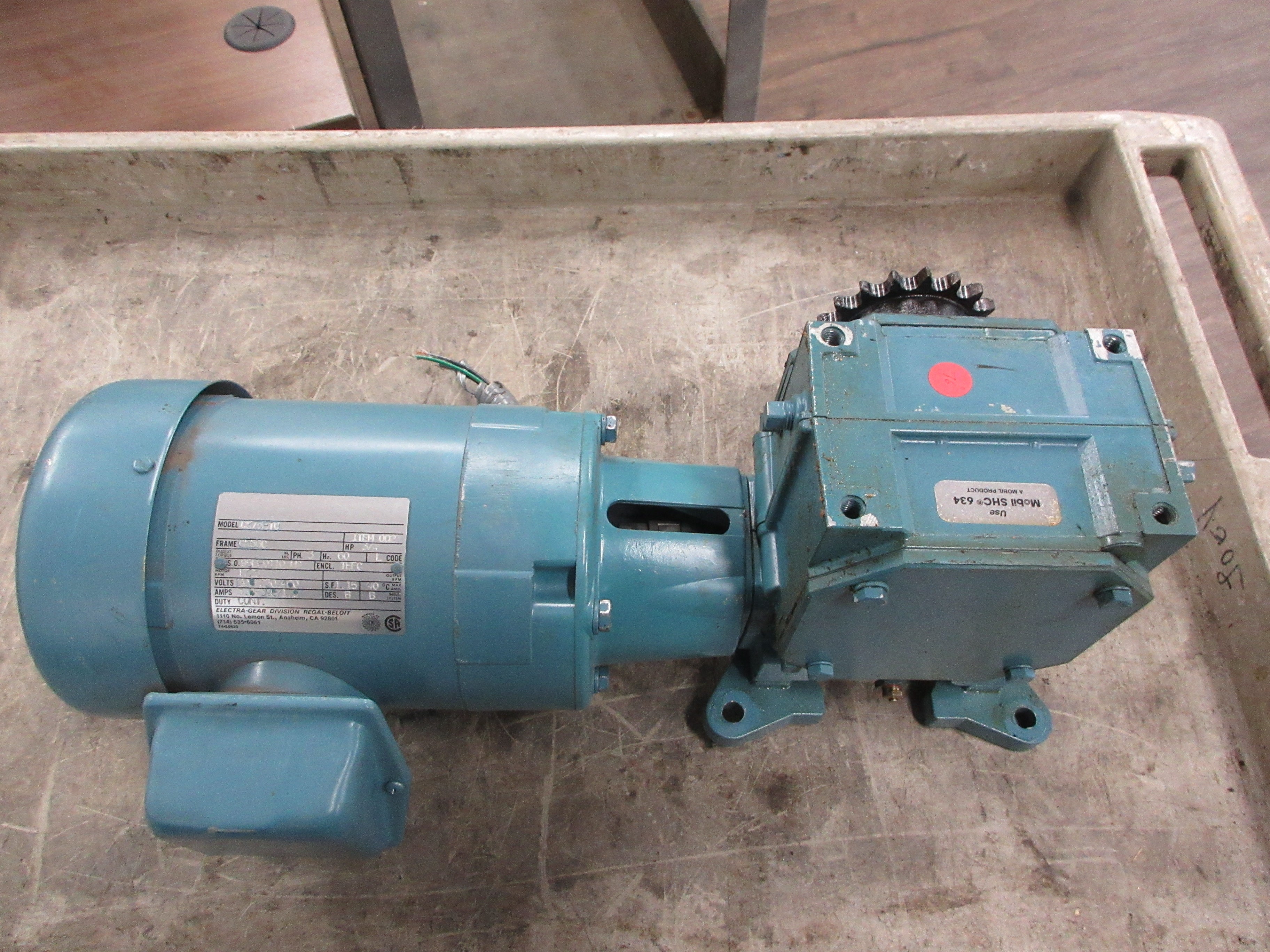 Electra-Gear Gearmotor CK75BTC / ABC26C560N/F 3/4HP 1725RPM Motor Used