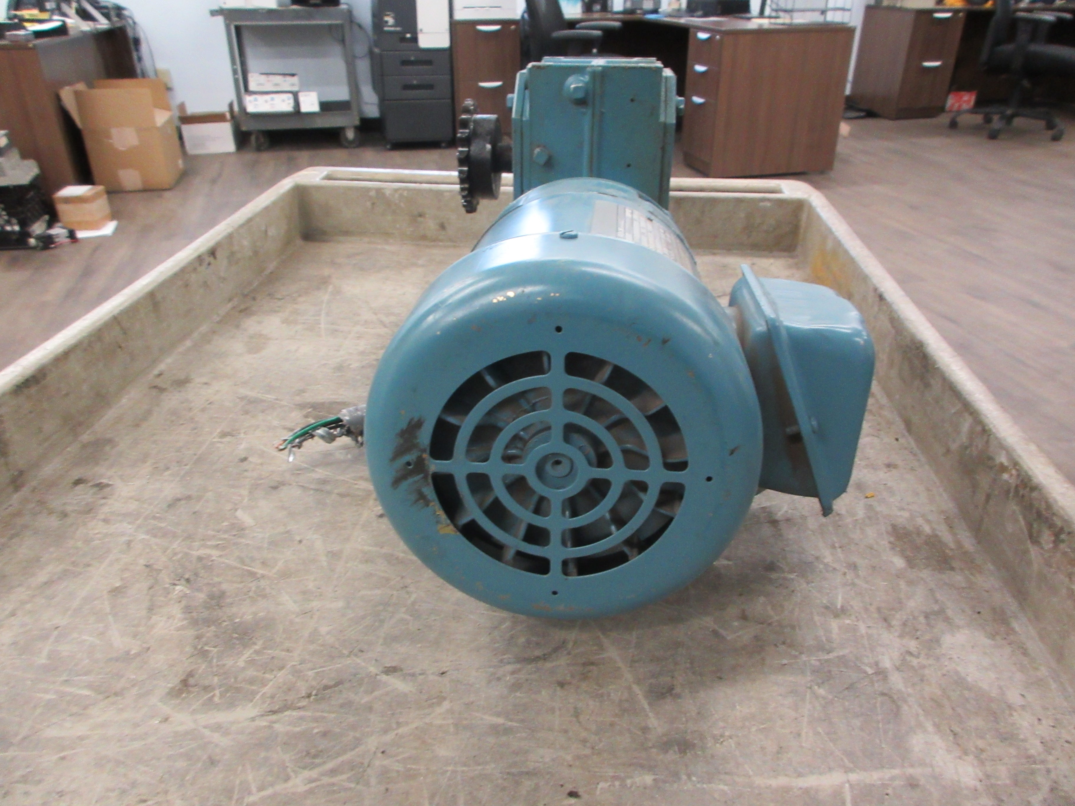 Electra-Gear Gearmotor CK75BTC / ABC26C560N/F 3/4HP 1725RPM Motor Used