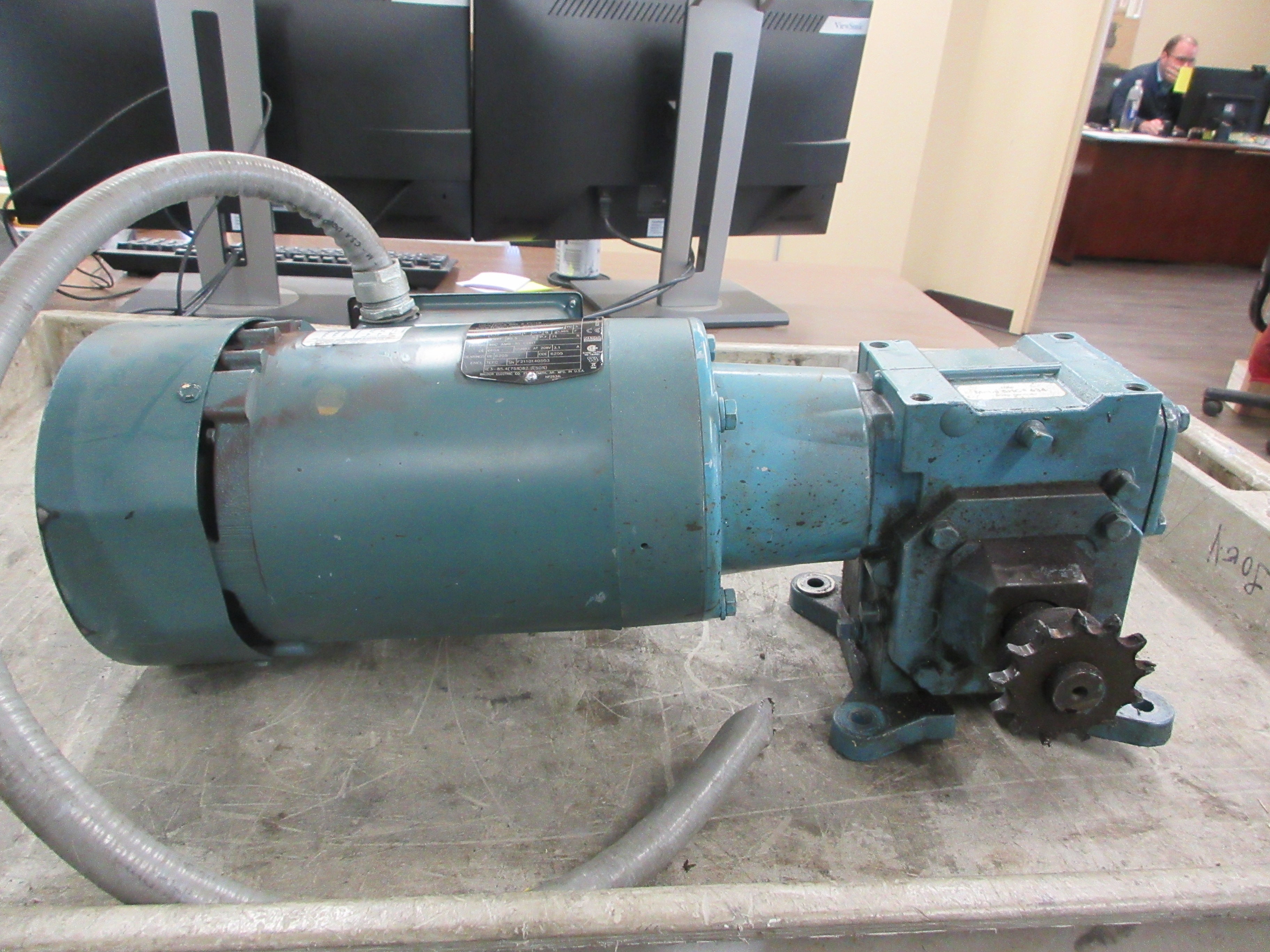 Baldor / Electra-Gear Gearmotor VEBM3546-S / ABC21C525N/F 1HP Used
