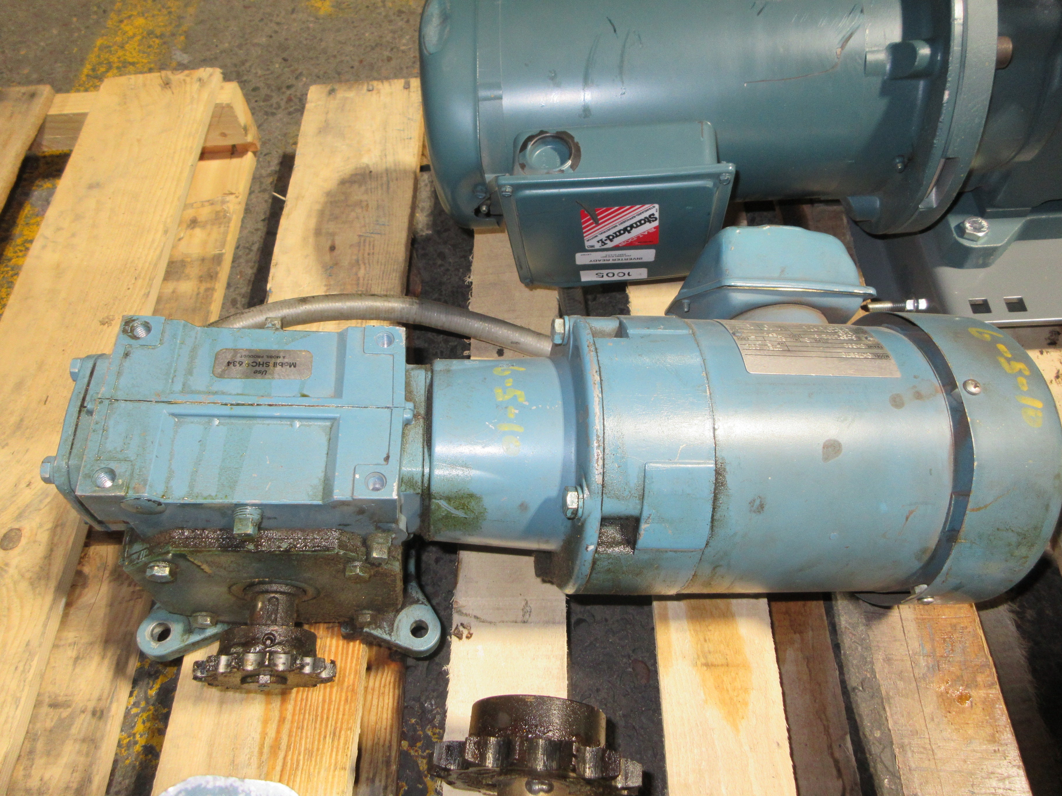 Electra-Gear Gearmotor CK75BTC / ABC26C540LE/F 3/4HP 1725RPM Motor Used