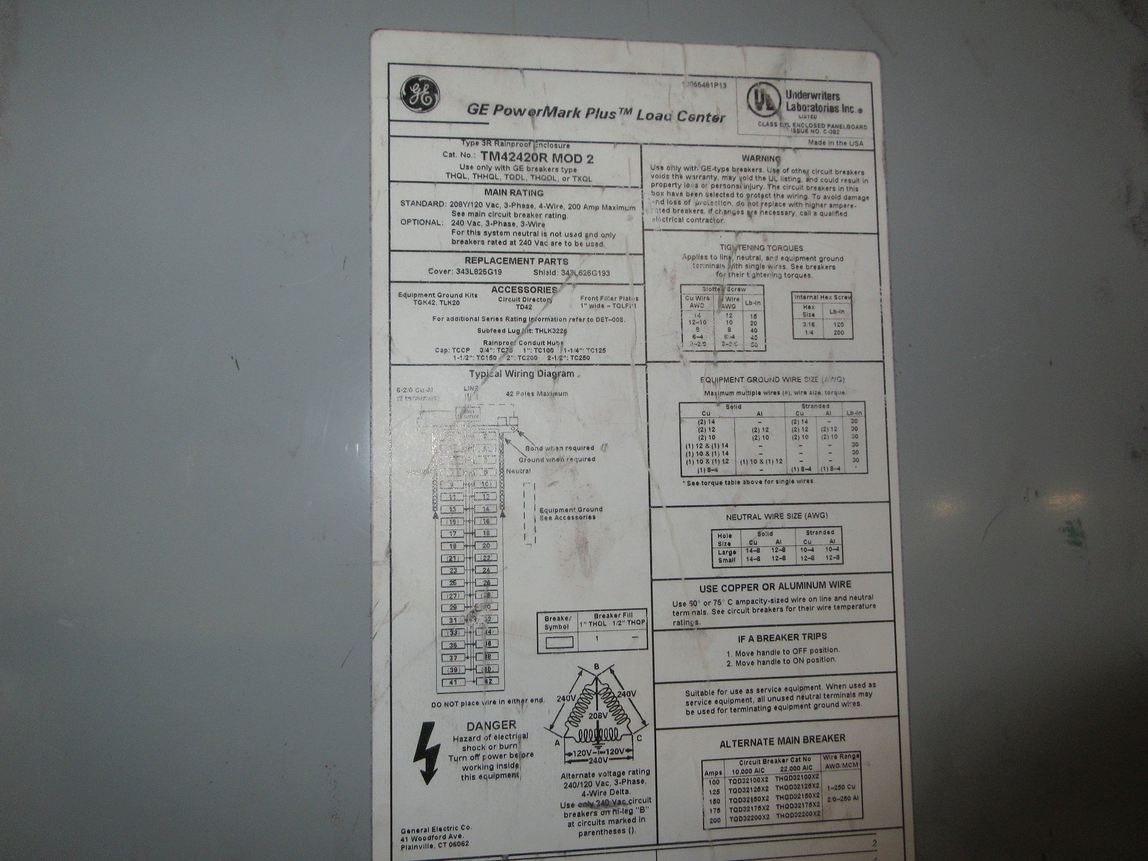 GE Main Breaker 3R Load Center TM42420R MOD 2 200A Main 200A Max 208Y/120V Used