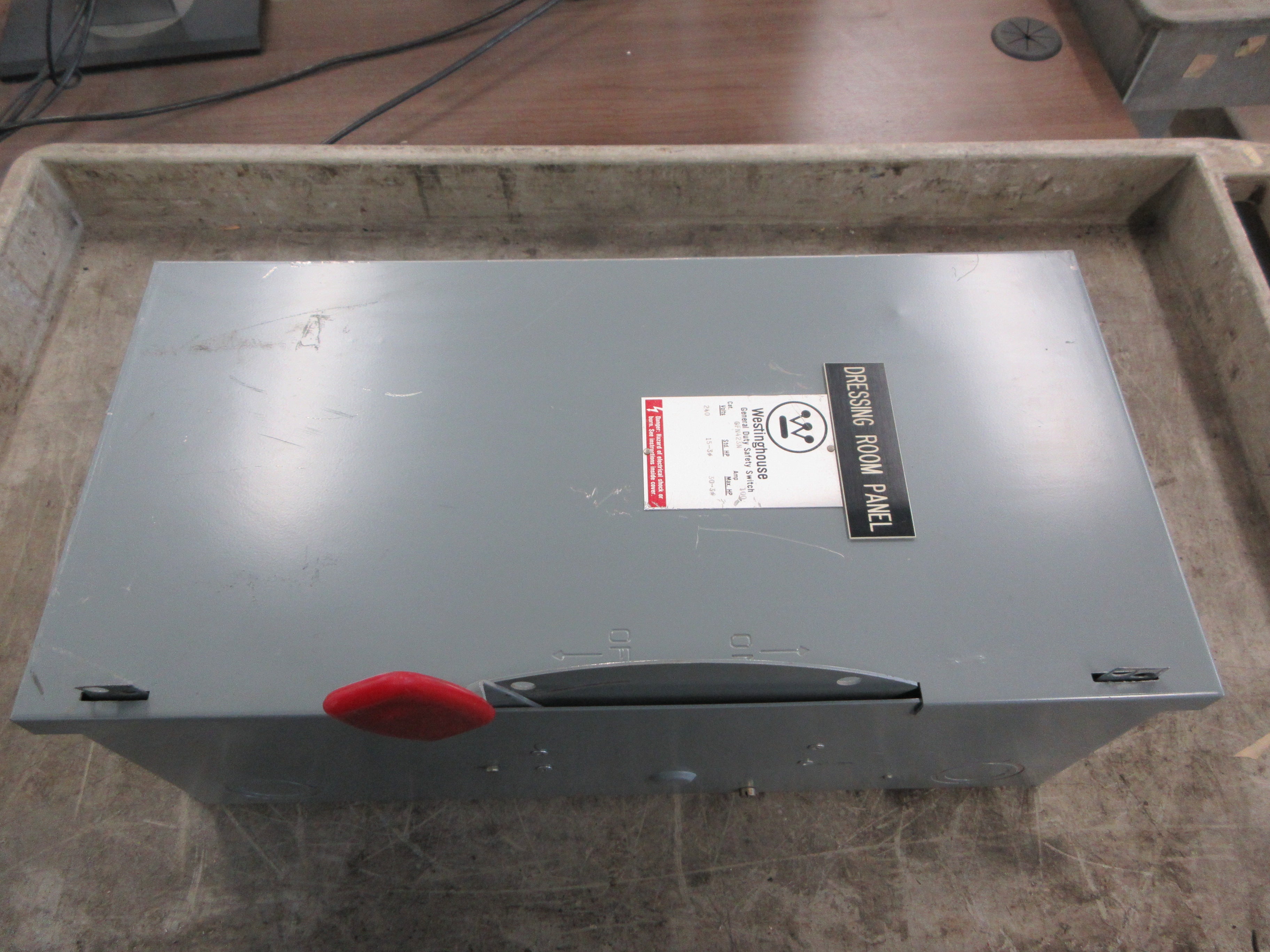 Westinghouse Fusible Safety Switch/Disconnect GFN423N 100A 240V 3P Used