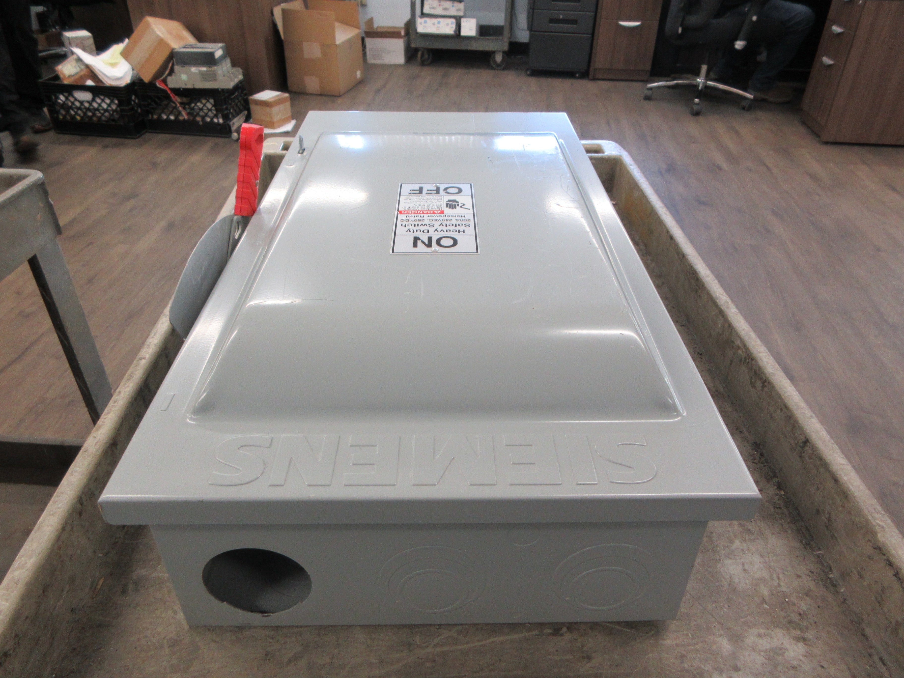 Siemens Fusible Safety Switch/Disconnect HF324N 200A 240V 3P Used