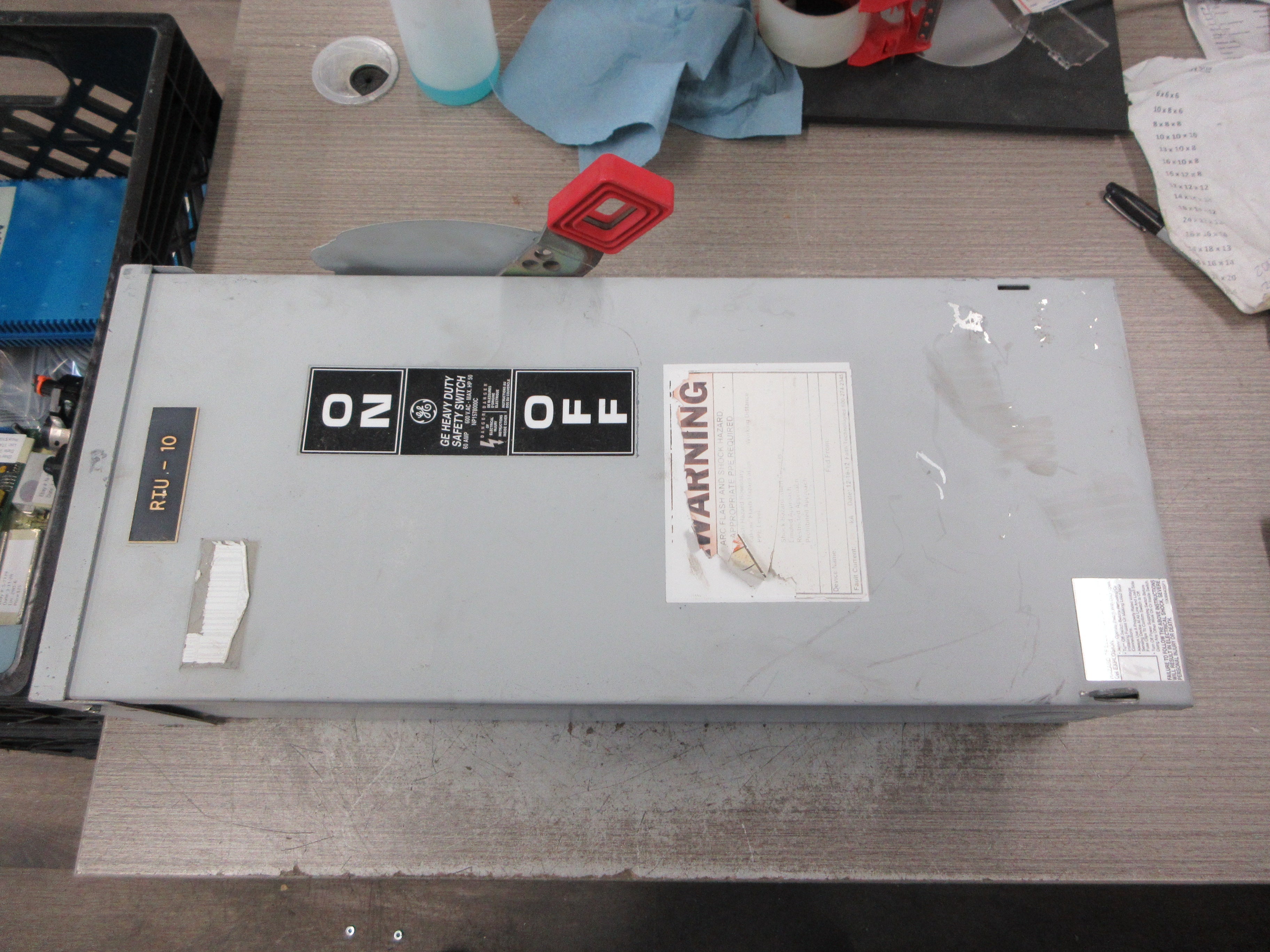 GE Fusible 3R Safety Switch/Disconnect TH3362R Mod. 10 60A 600V 3P Used