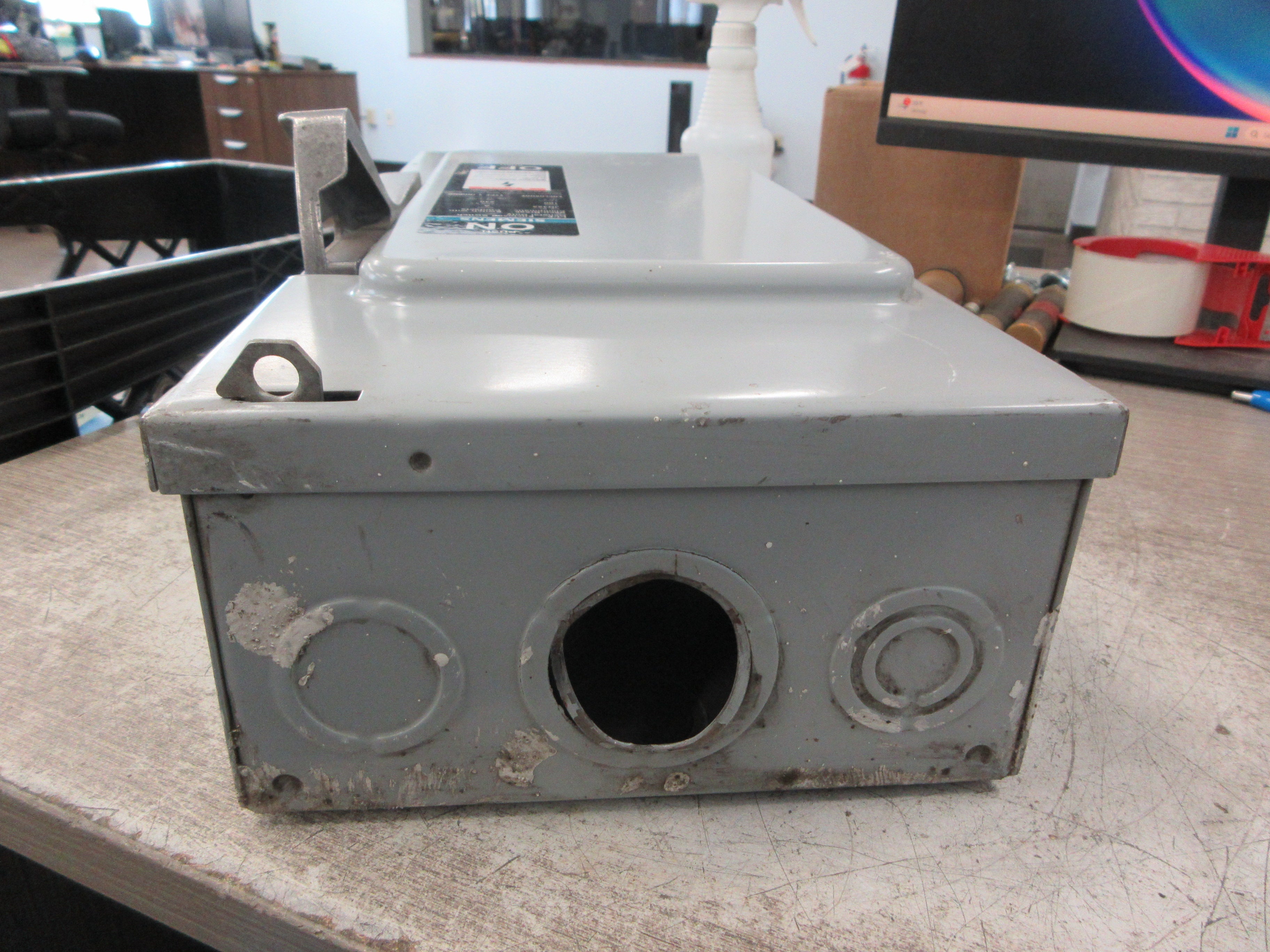Siemens Fusible Safety Switch/Disconnect JN423 Ser. A 100A 240V 3P Used