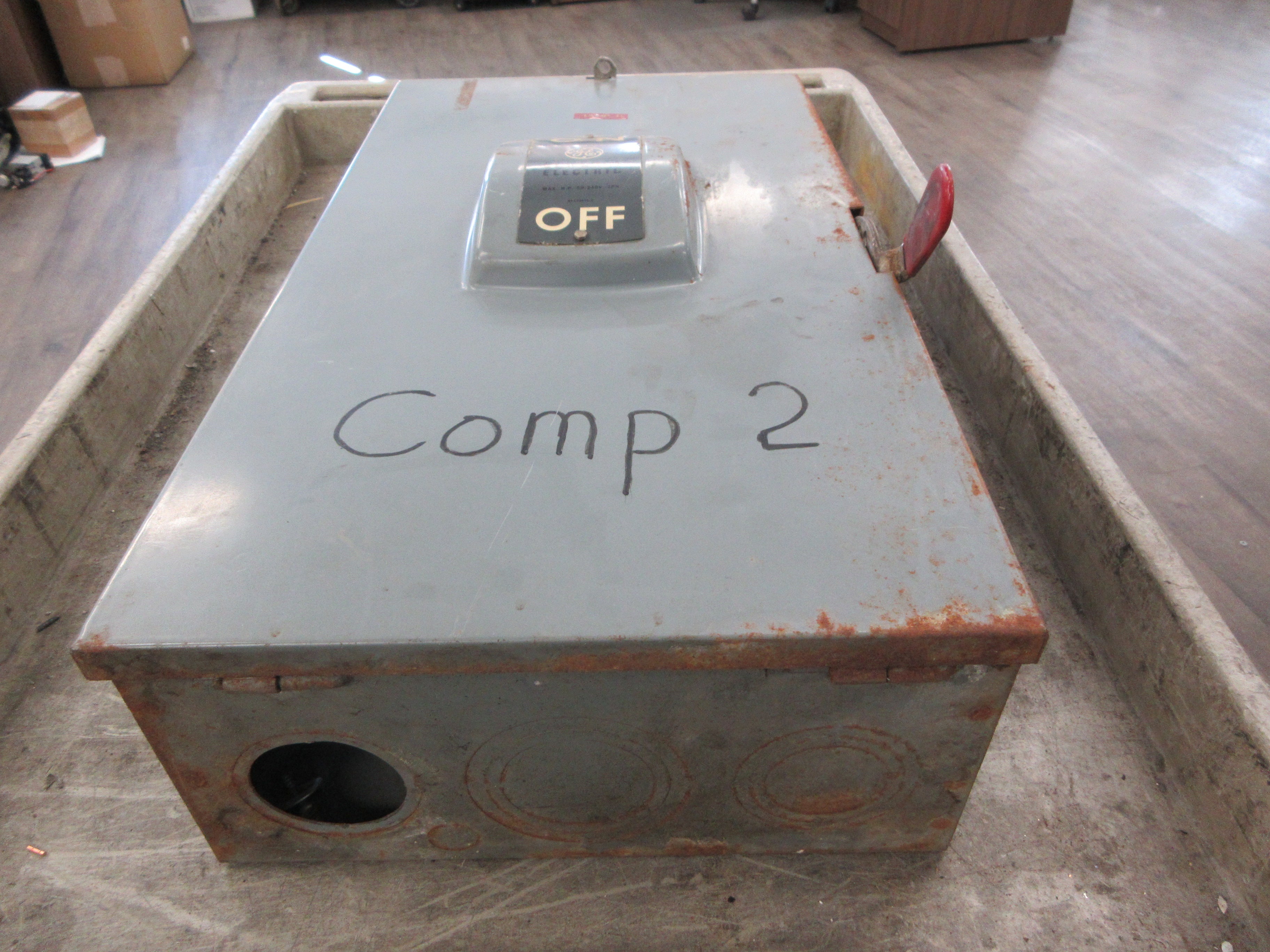 GE Non-Fusible Safety Switch/Disconnect TGN3324 Mod. 1 200A 240V 3P Used