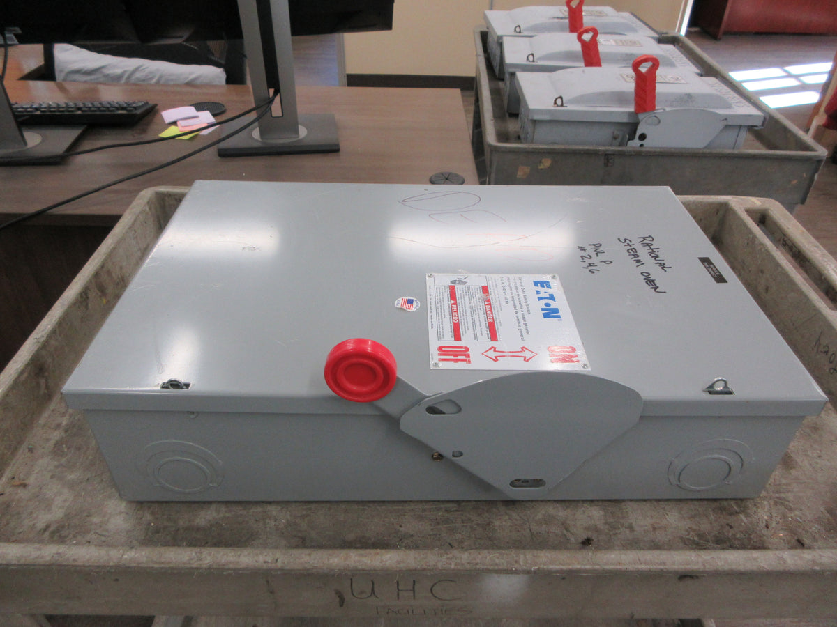Eaton Fusible Safety Switch/Disconnect DG324NGK Ser. B 200A 240V 3P Used