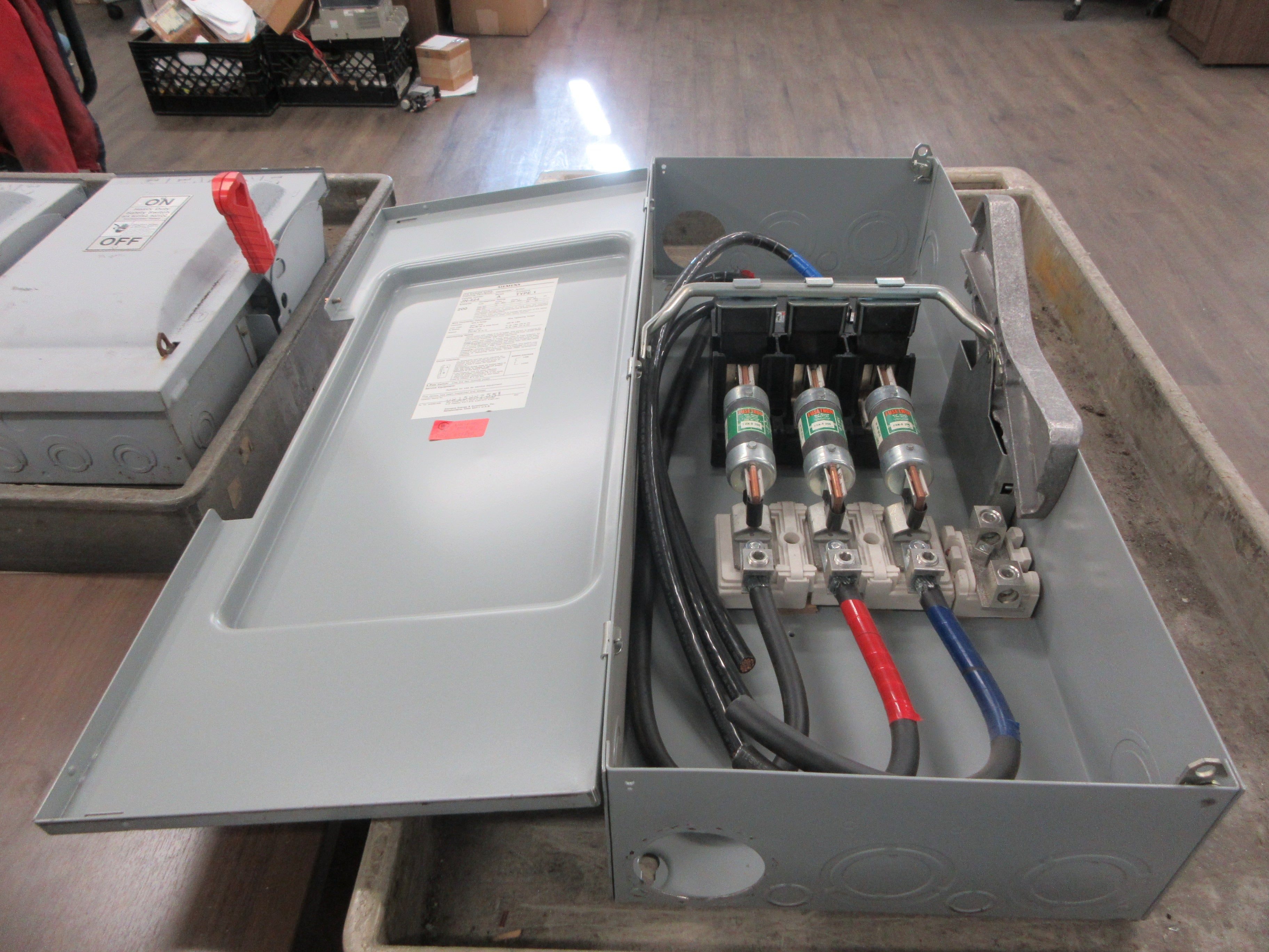 Siemens ITE Fusible Safety Switch/Disconnect JN424 Ser. A 200A 240V 3P Used