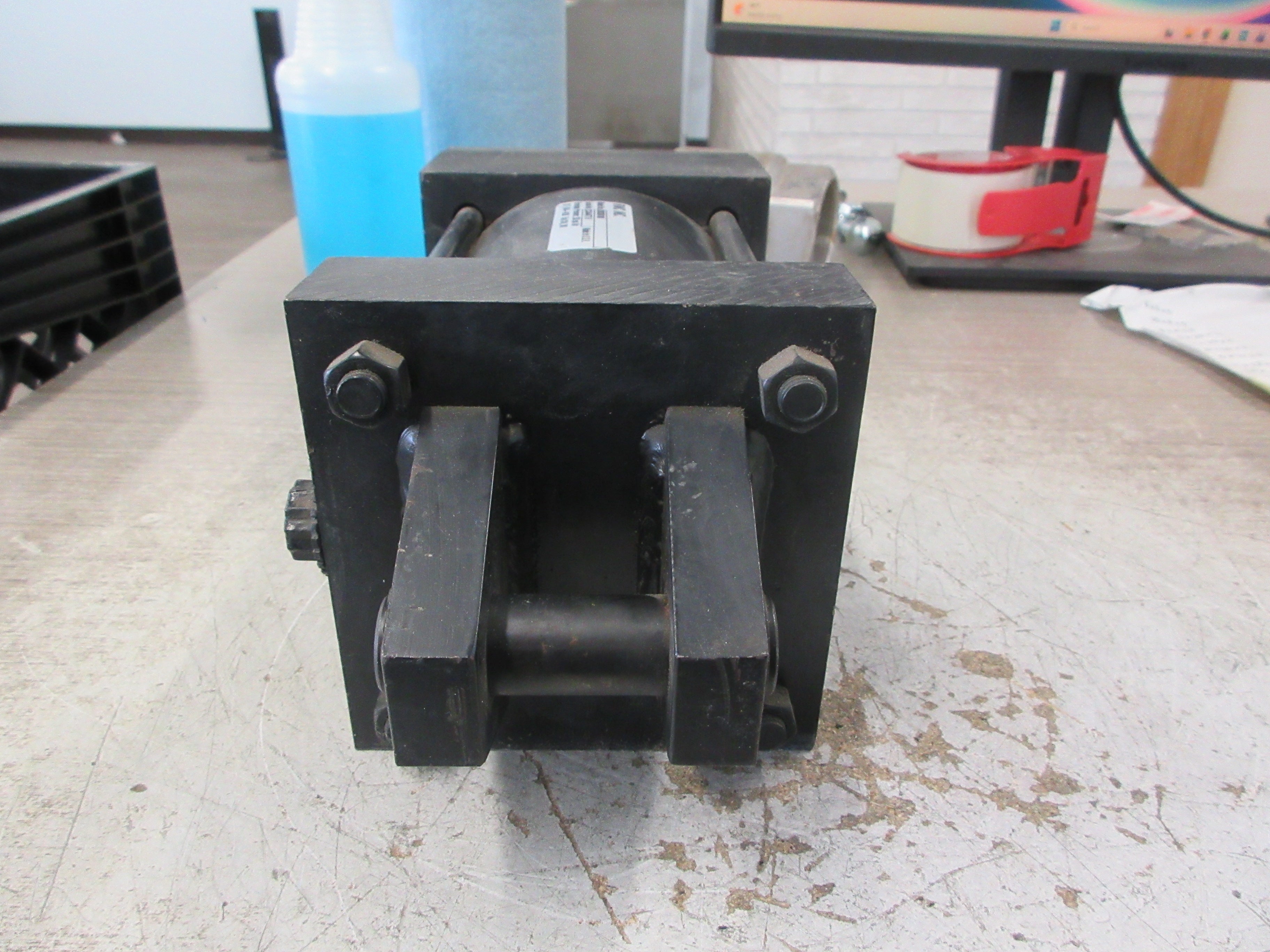 RWC Air Cylinder 889306108 250 PSI Used