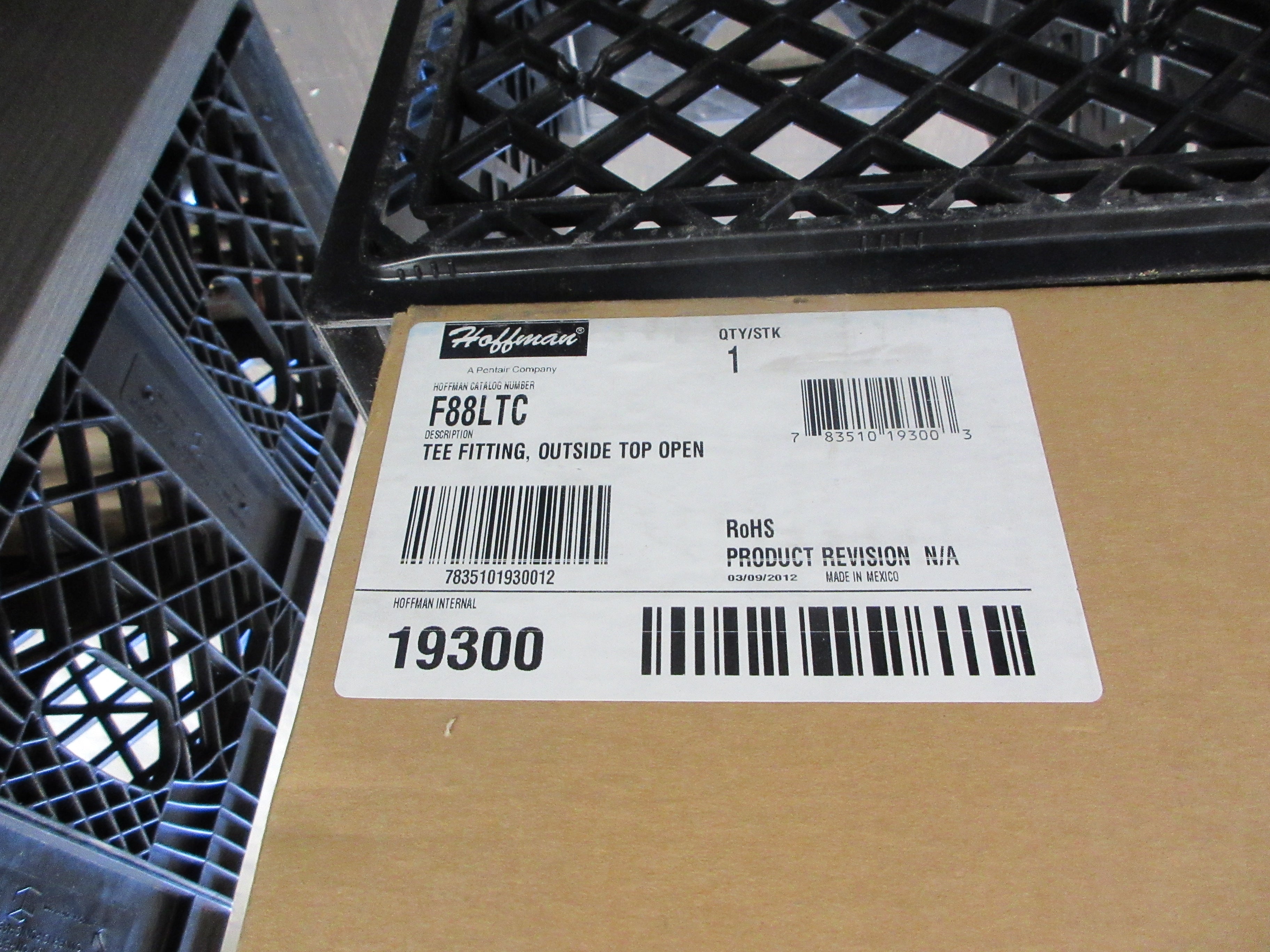 Hoffman Tee Fitting F88LTC 8"x8" Outside Open Top New Surplus