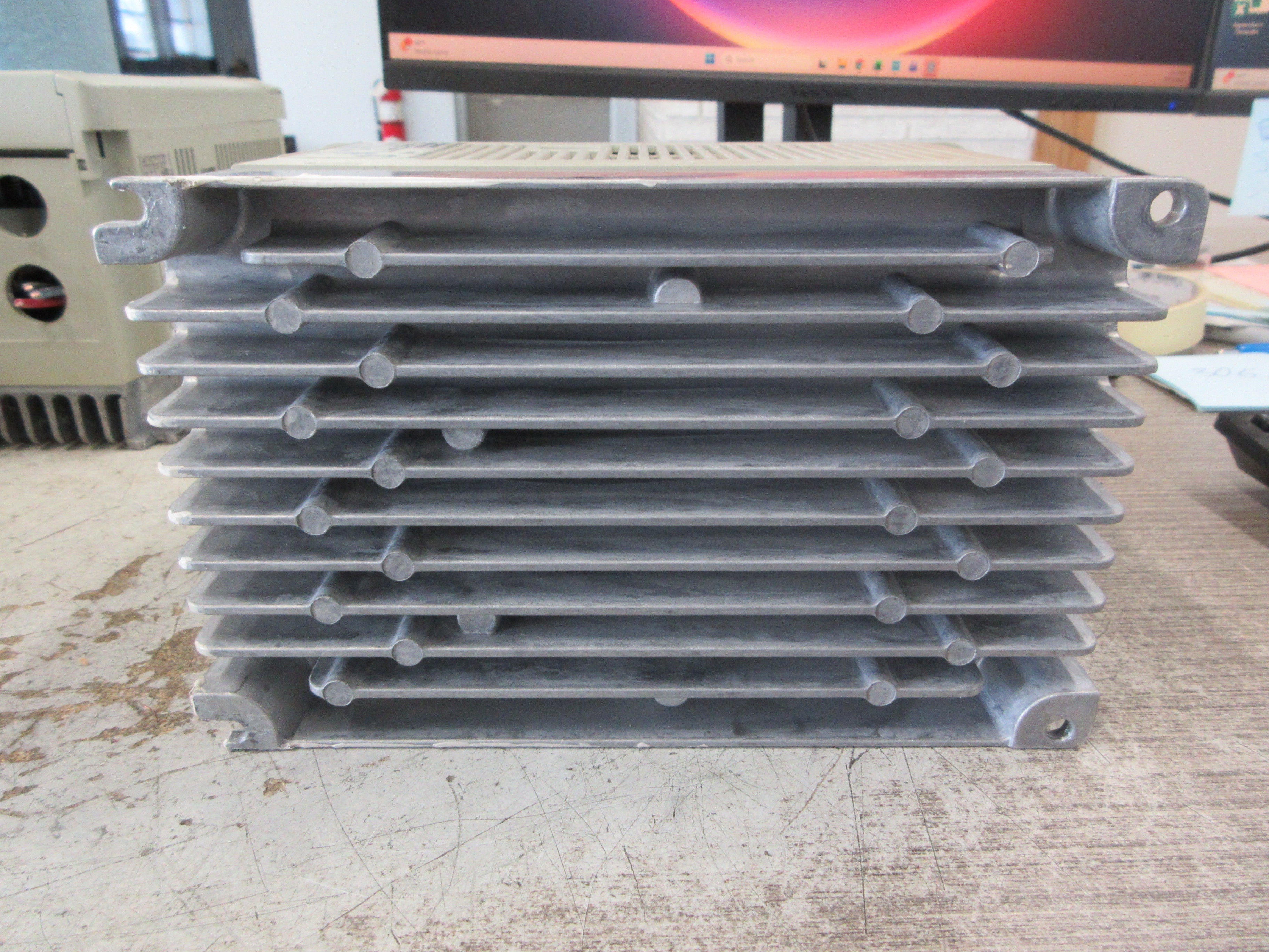 Allen-Bradley AC Drive 1305-AA04A Ser. A 1HP 3Ph Used
