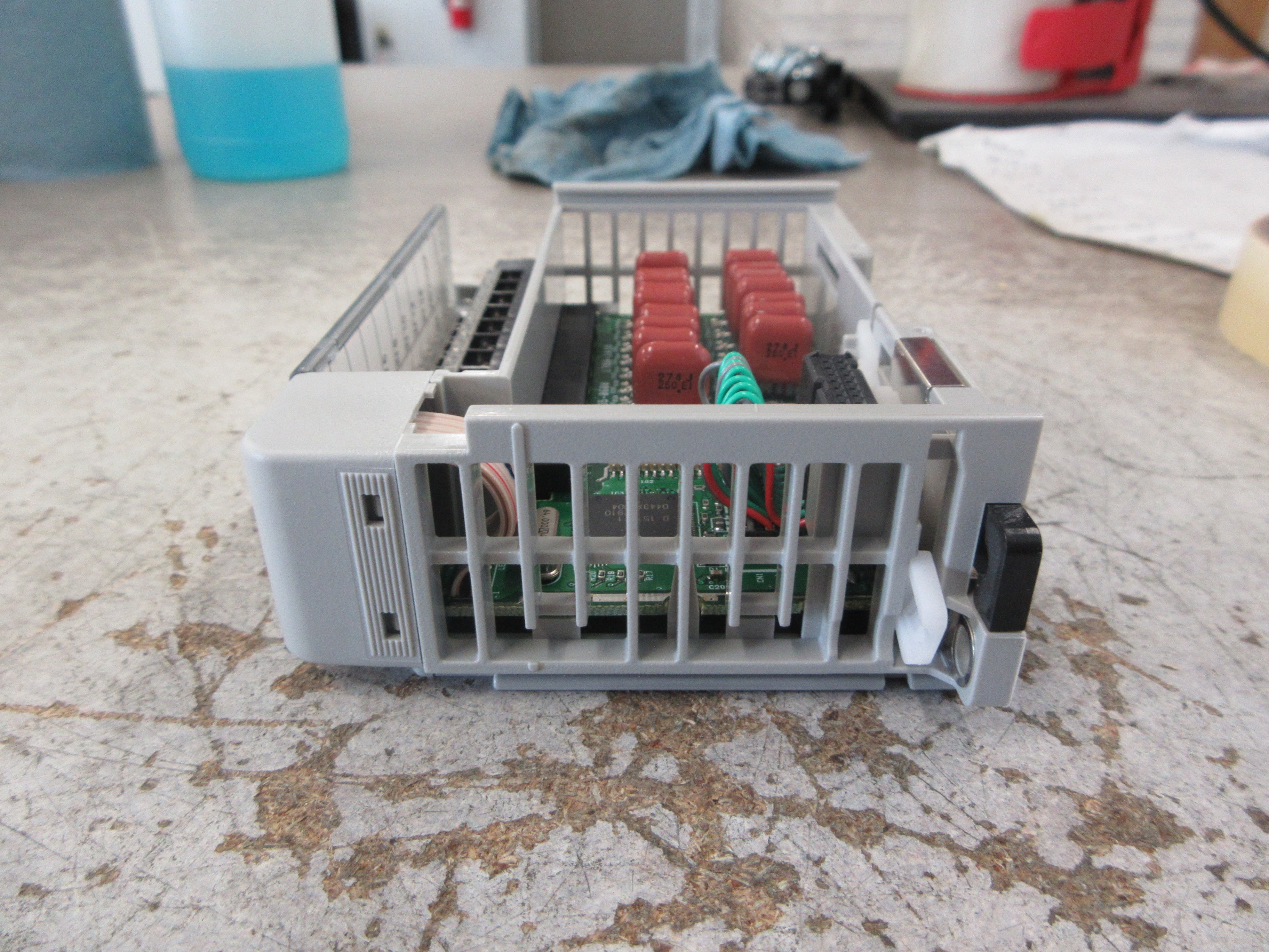 Allen-Bradley Compact I/O Input Module 1769-IA16 Ser. A F/W Rev. 3.1 Rev. 2 Used