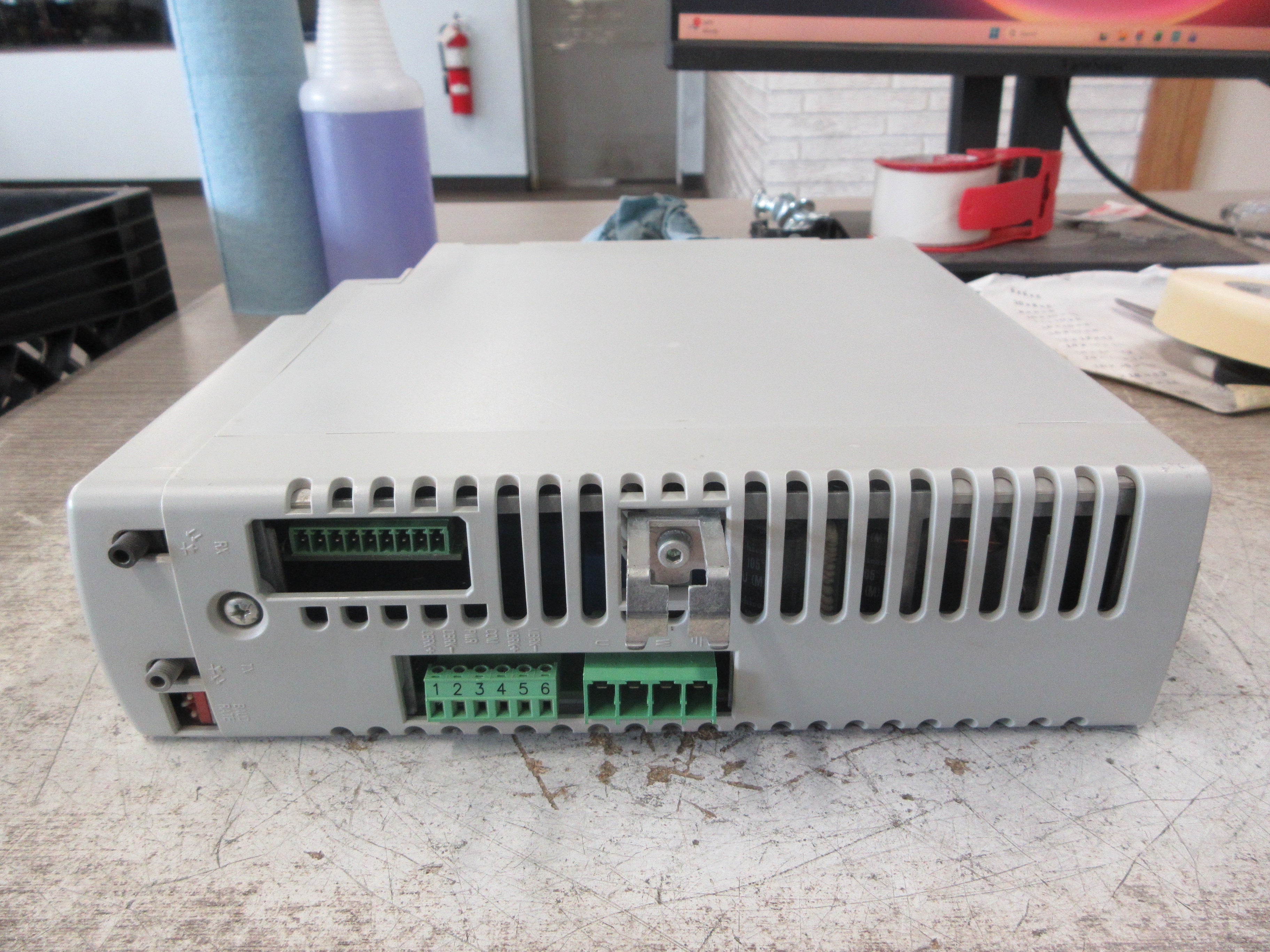 Allen-Bradley Kinetix 6000 Servo Drive Axis Module 2094-BM01-S Ser. A Used