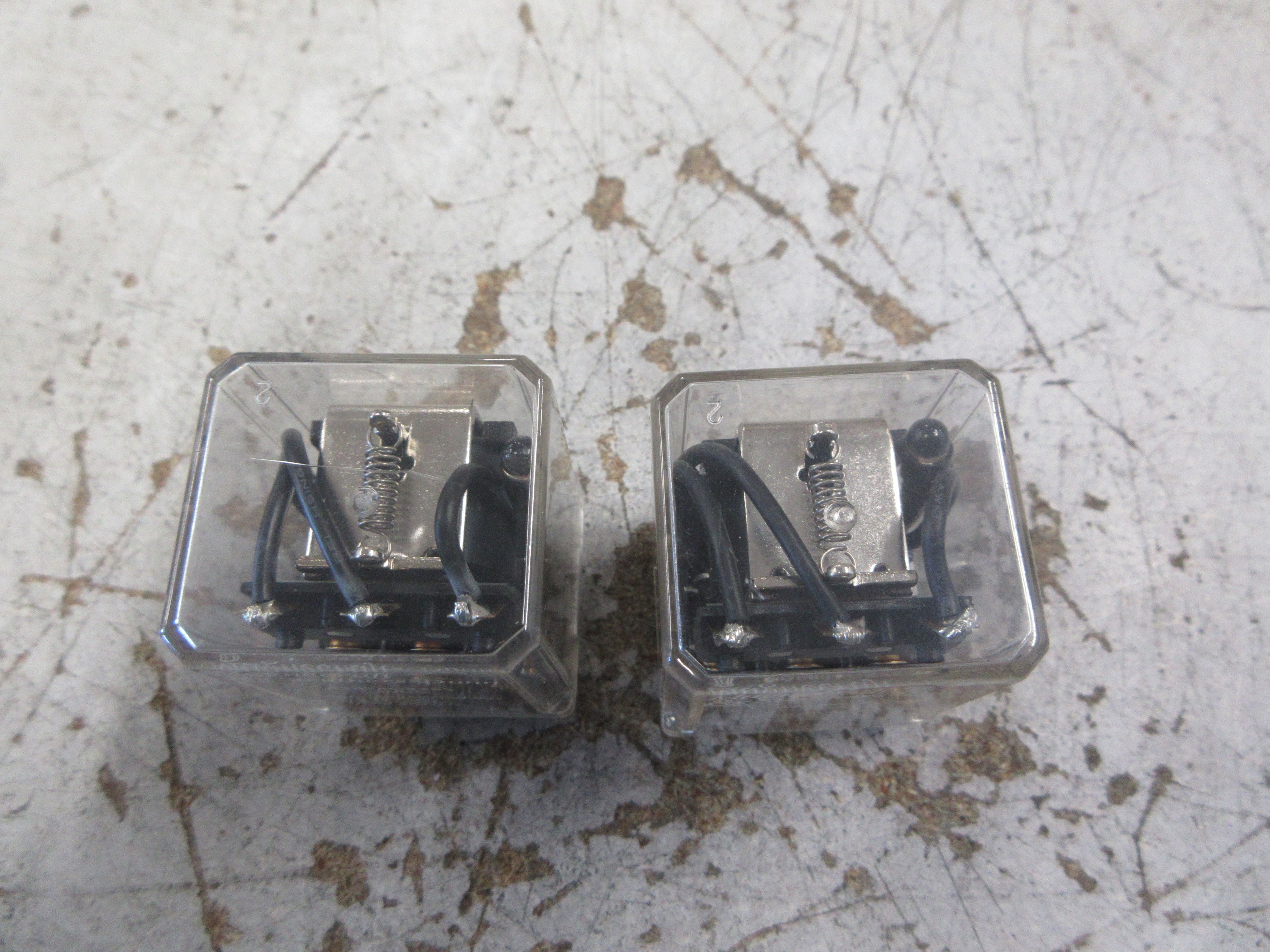 Magnecraft Struthers-Dunn Relay A283XCX293 24VDC Coil *Lot of 2* *No Base* Used