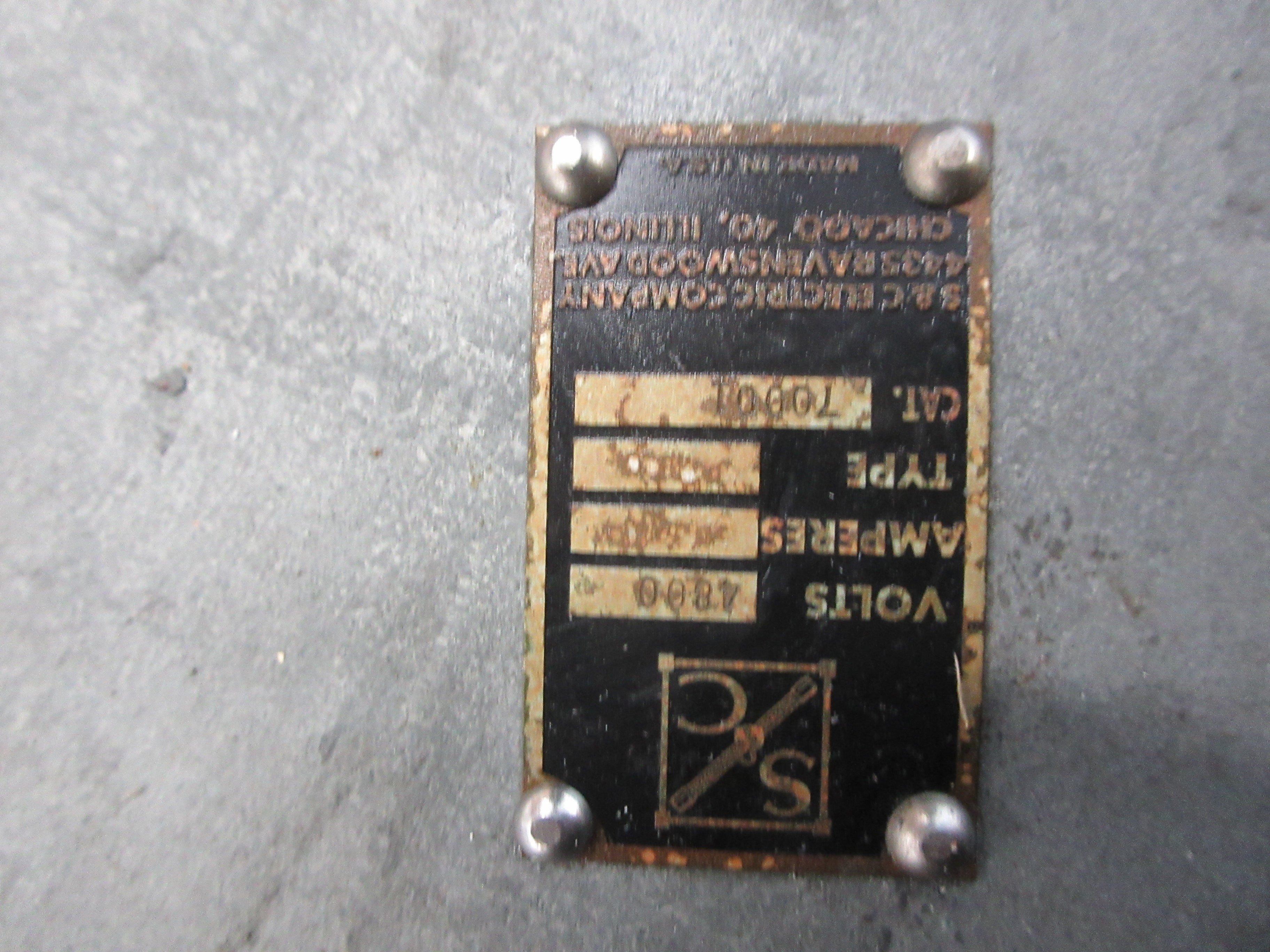 S&C Fuse Holder 70001 4800V 3E Fuse Used