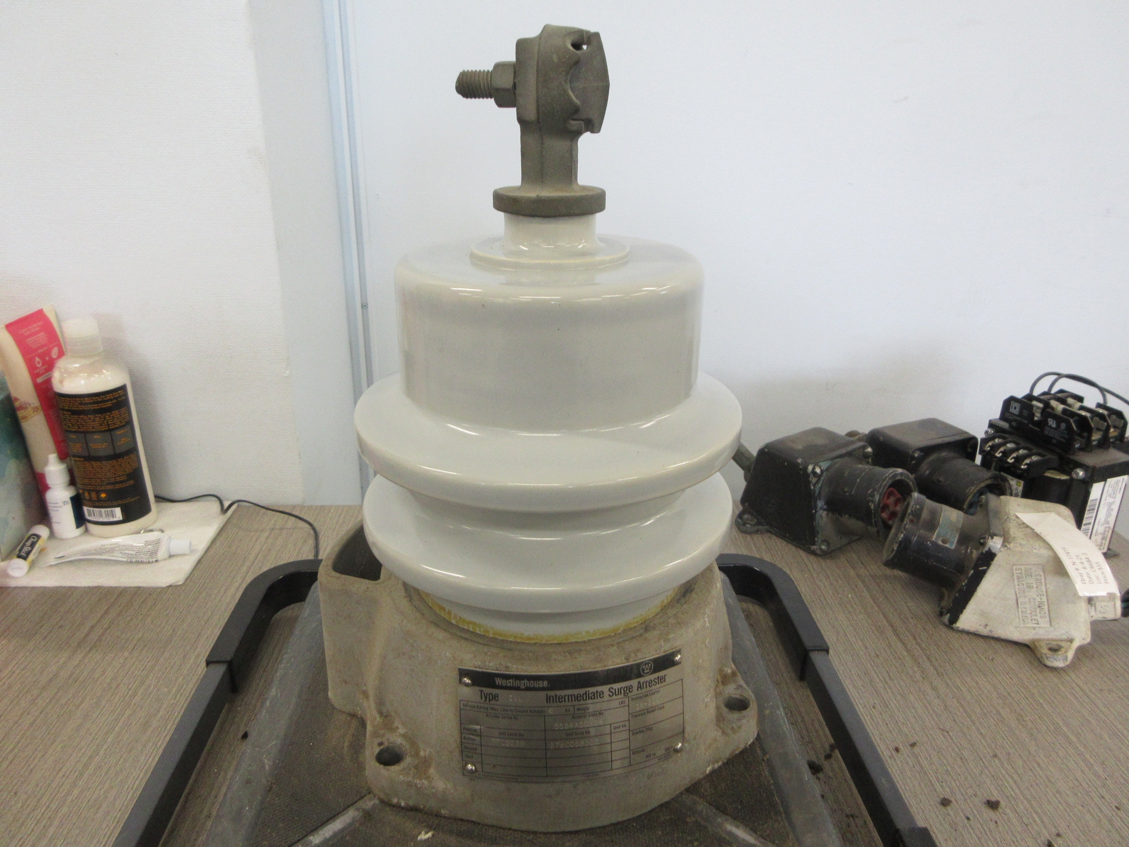 Westinghouse Type IVL Intermediate Surge Arrester 5554A50A06 6KV Used