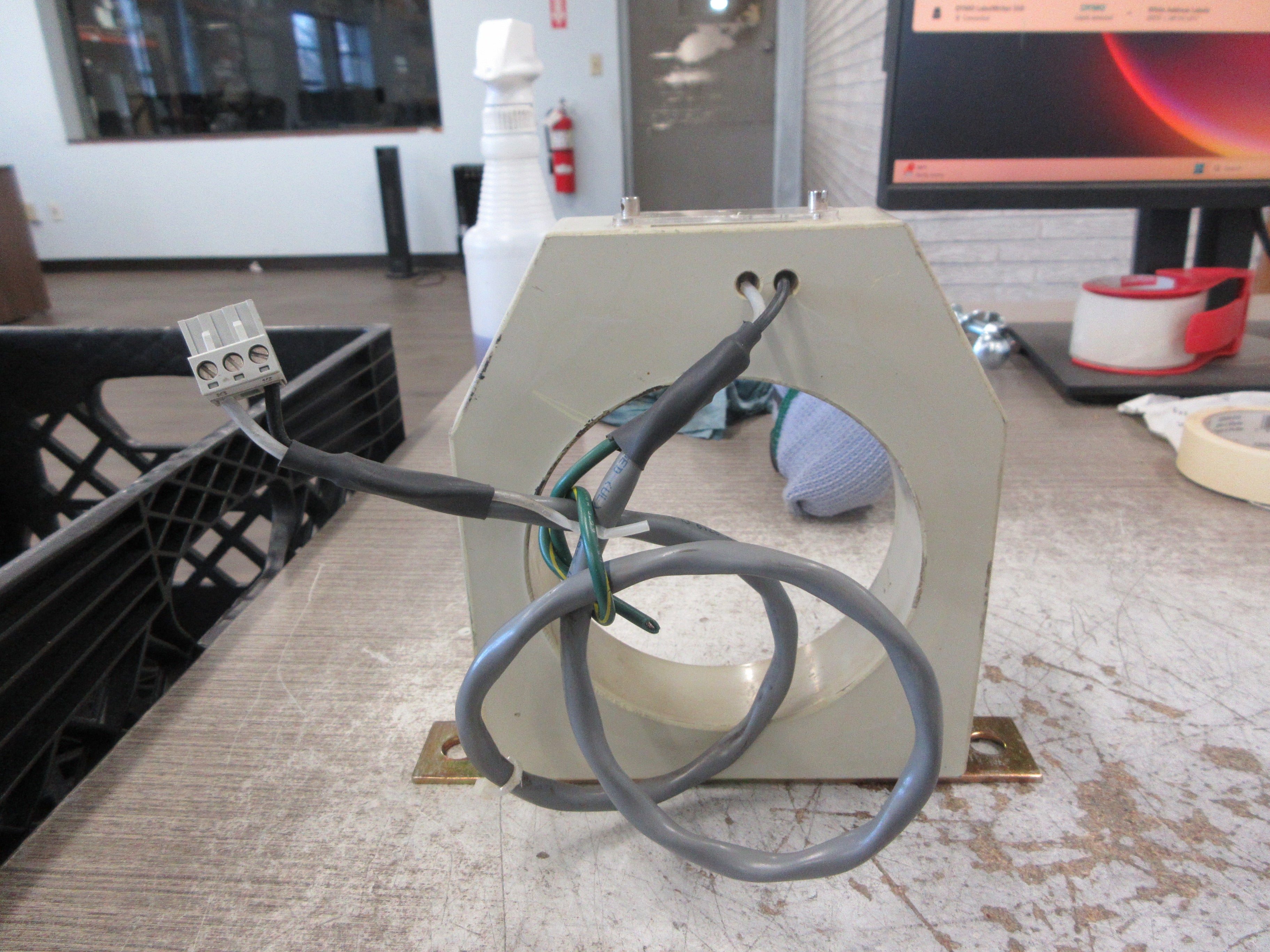 Allen-Bradley Core Balance Transformer 825-CBCT Ser. B Ratio 100:1A 2VA Used