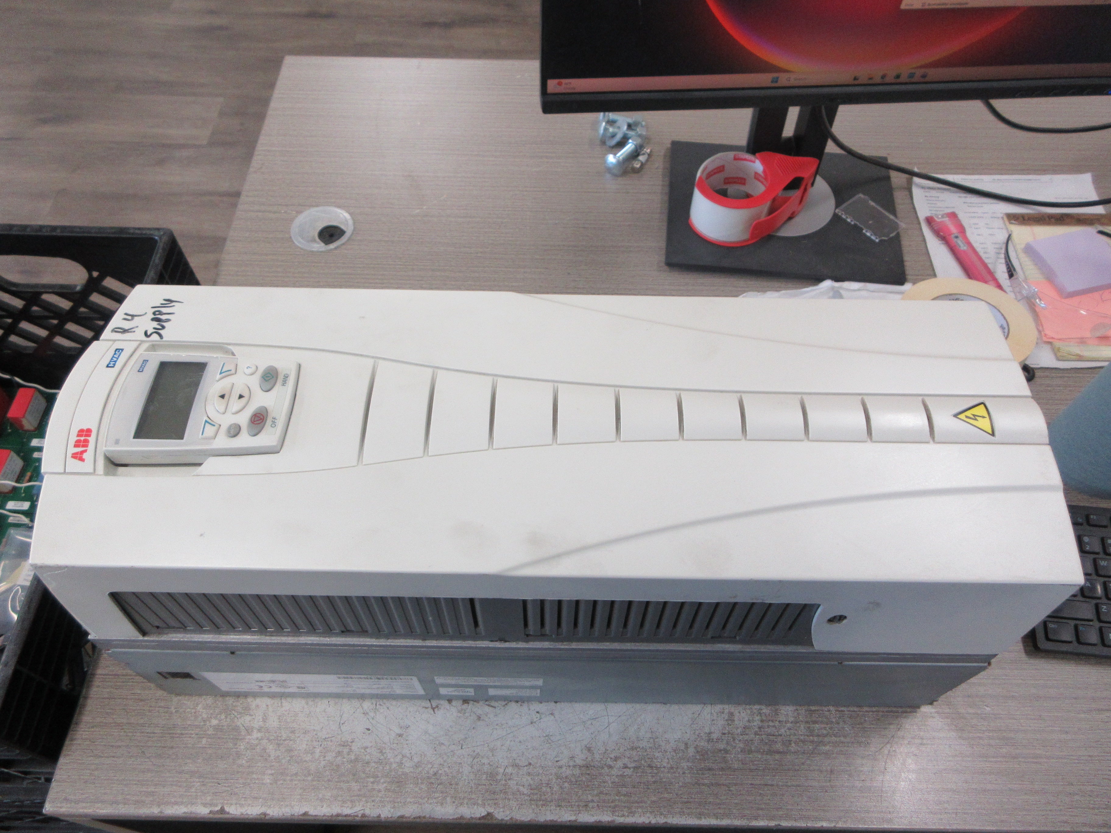 ABB ACH550 AC Drive ACH550-UH-088A-2 30HP Used