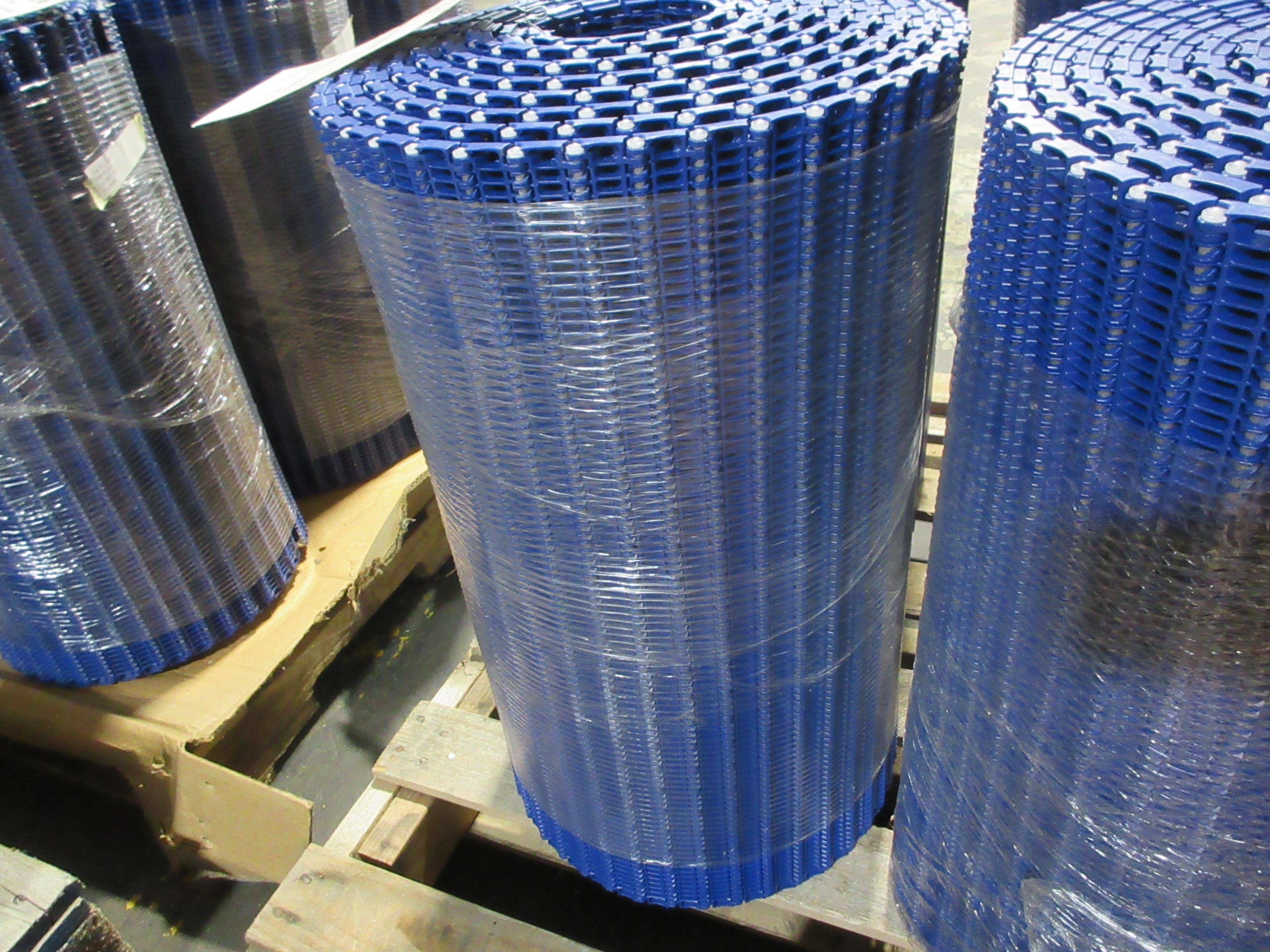 Intralox Series 100 Raised Rib Belt 48968287 Length: 21.04FT New Surplus