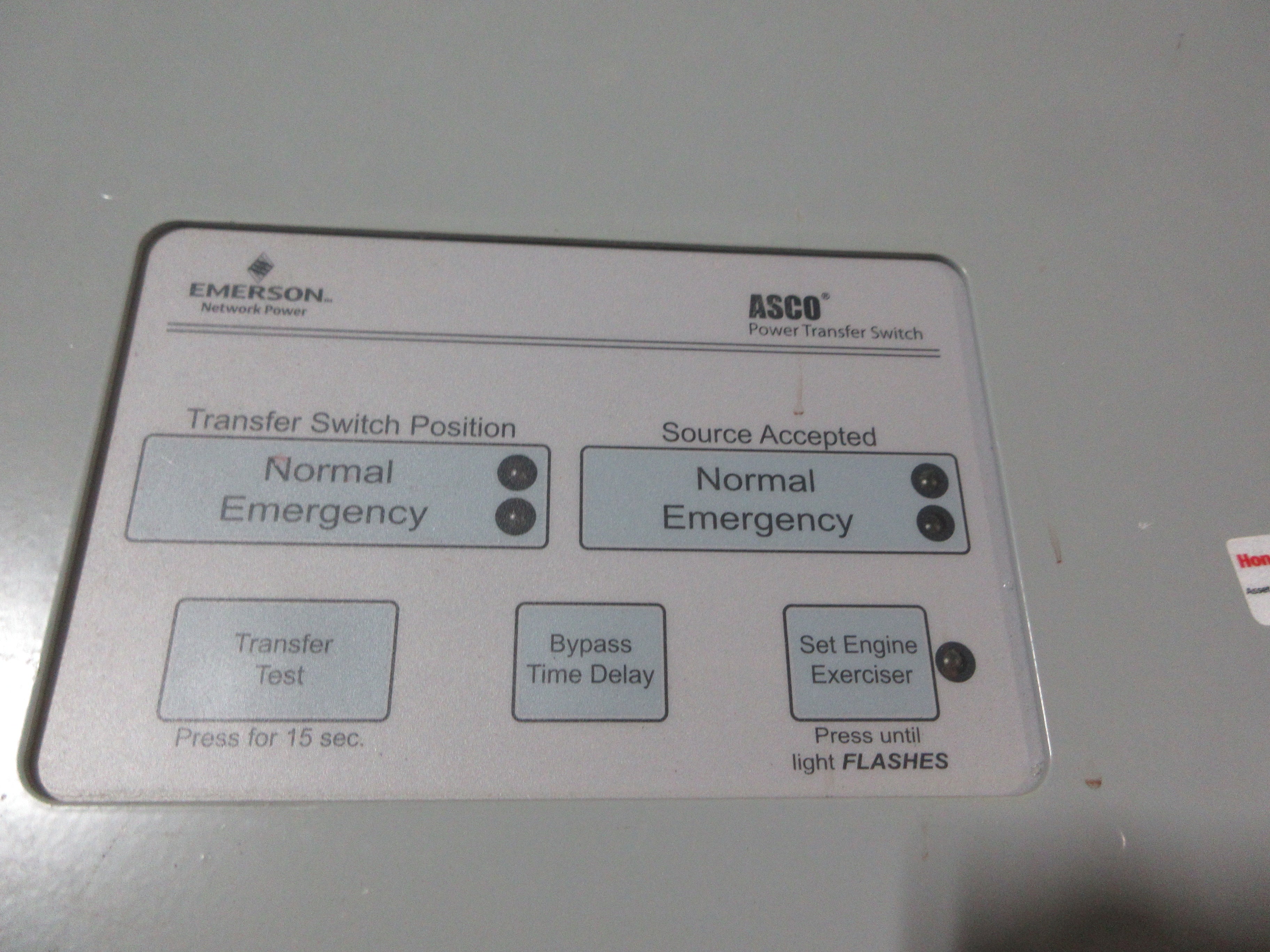 Emerson Asco Automatic Transfer Switch D00300030104C10C 104A 208V 3Ph Used