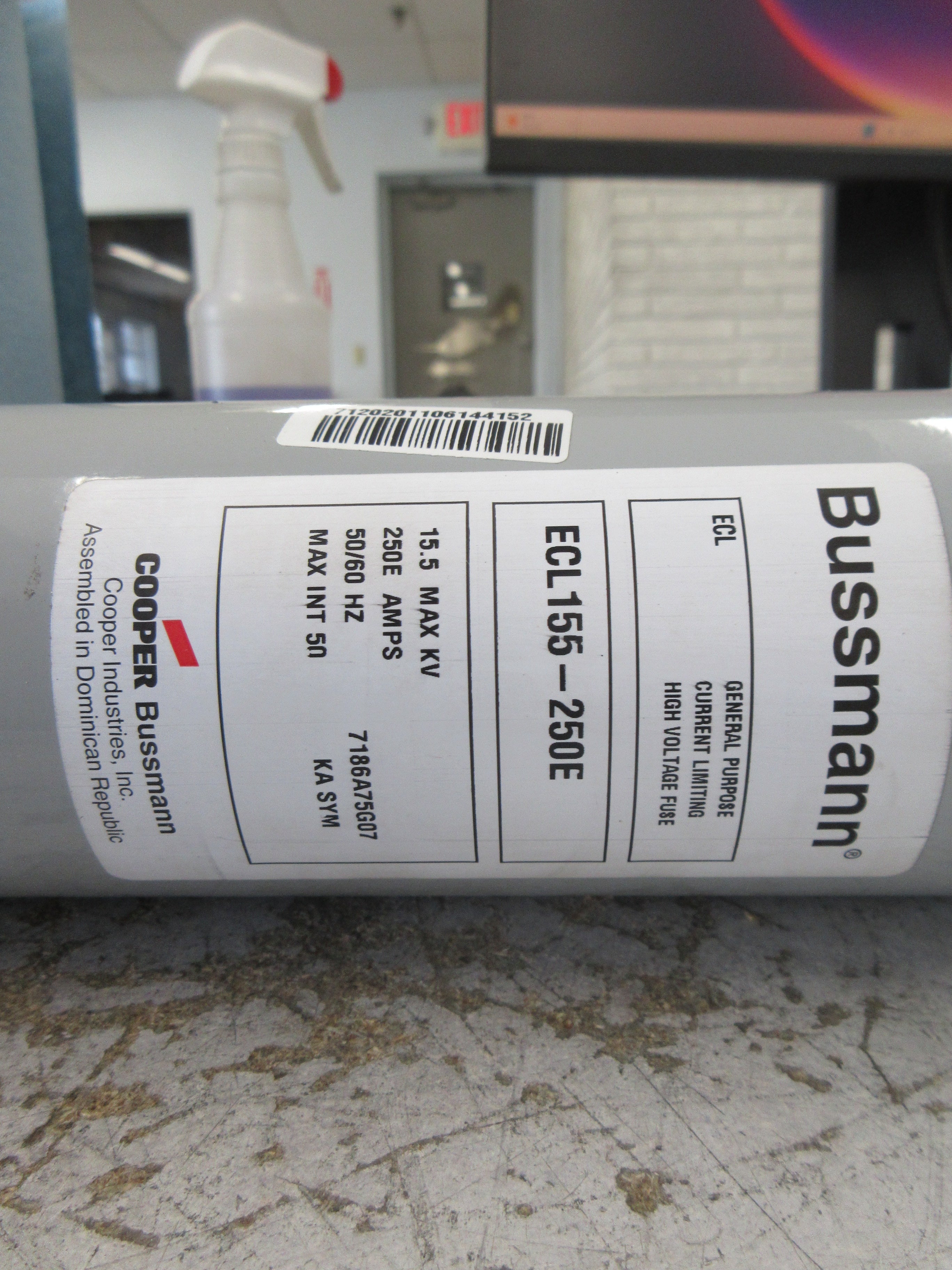 Cooper Bussmann Fuse ECL155-250E 250E 15.5KV 50/60Hz Used