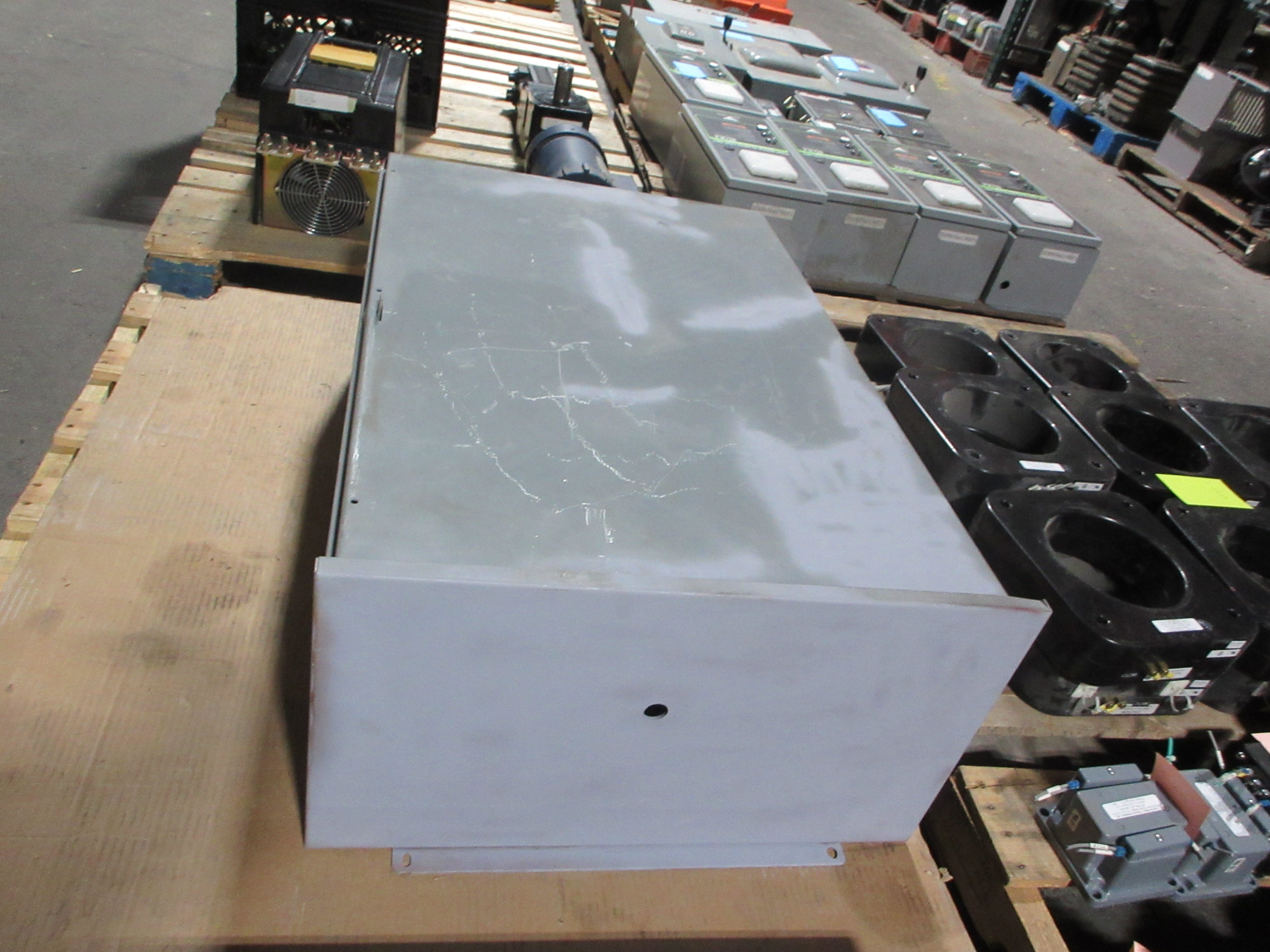 Hubbell Wiegmann 3R Enclosure RHC362412 Size: 36"x24"x12" Used