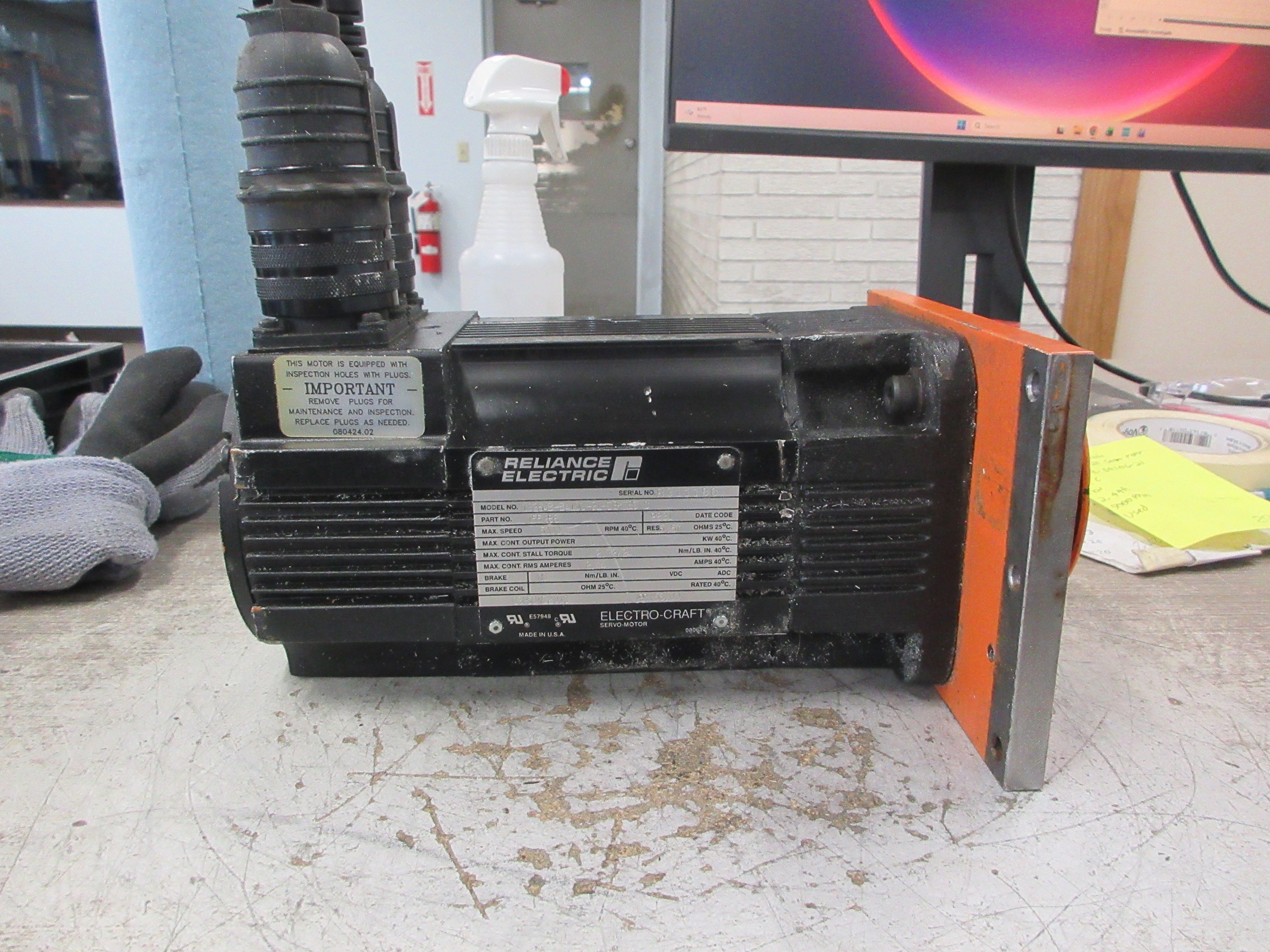 Reliance Electric Electro-Craft Servo Motor 1326AB-B410G-21 Ser. C 1 KW Used