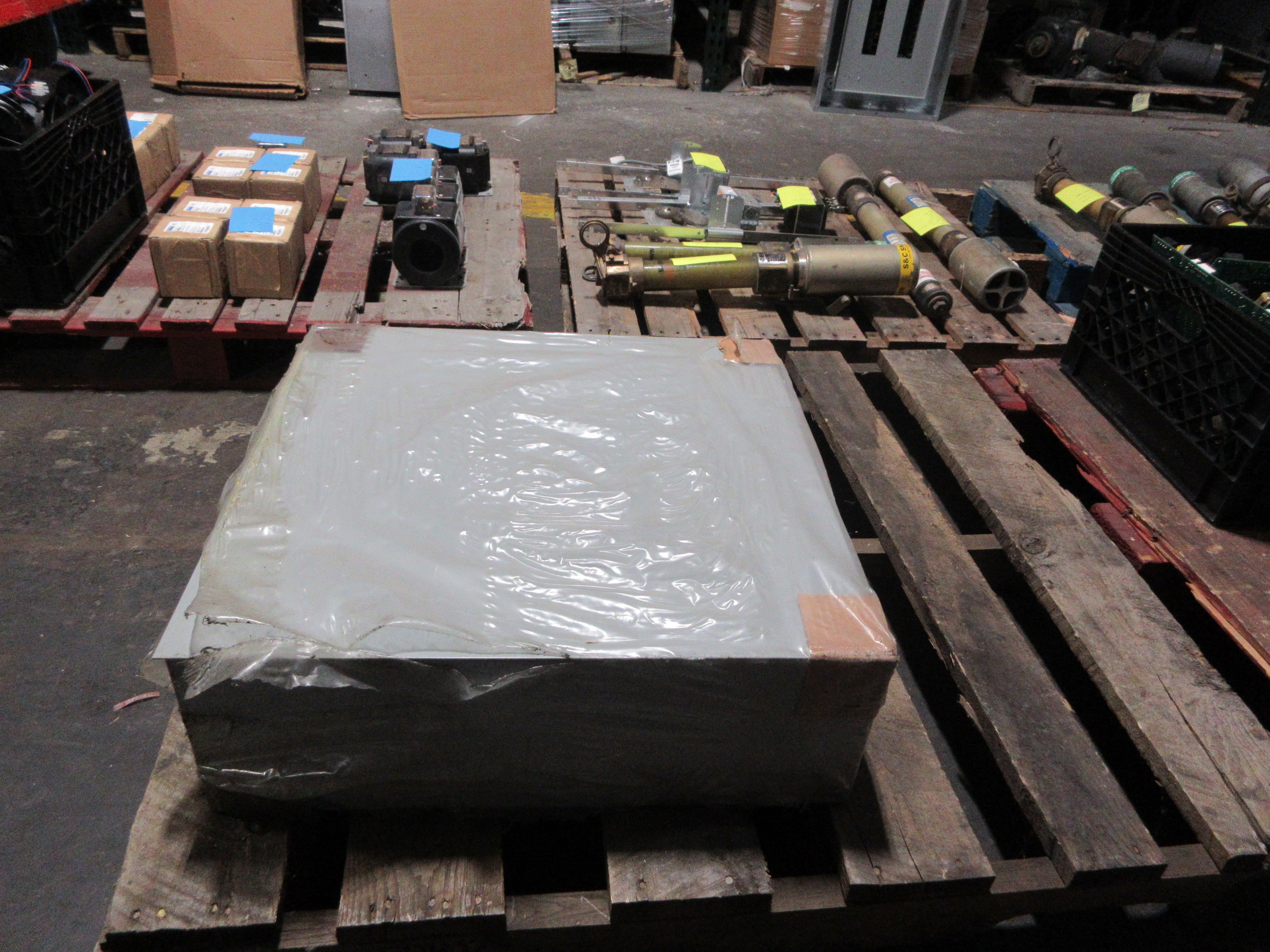 nVent Hoffman Screw Cover Pull Box ASE24X24X8NK Size: 24"x24"x8" New Surplus