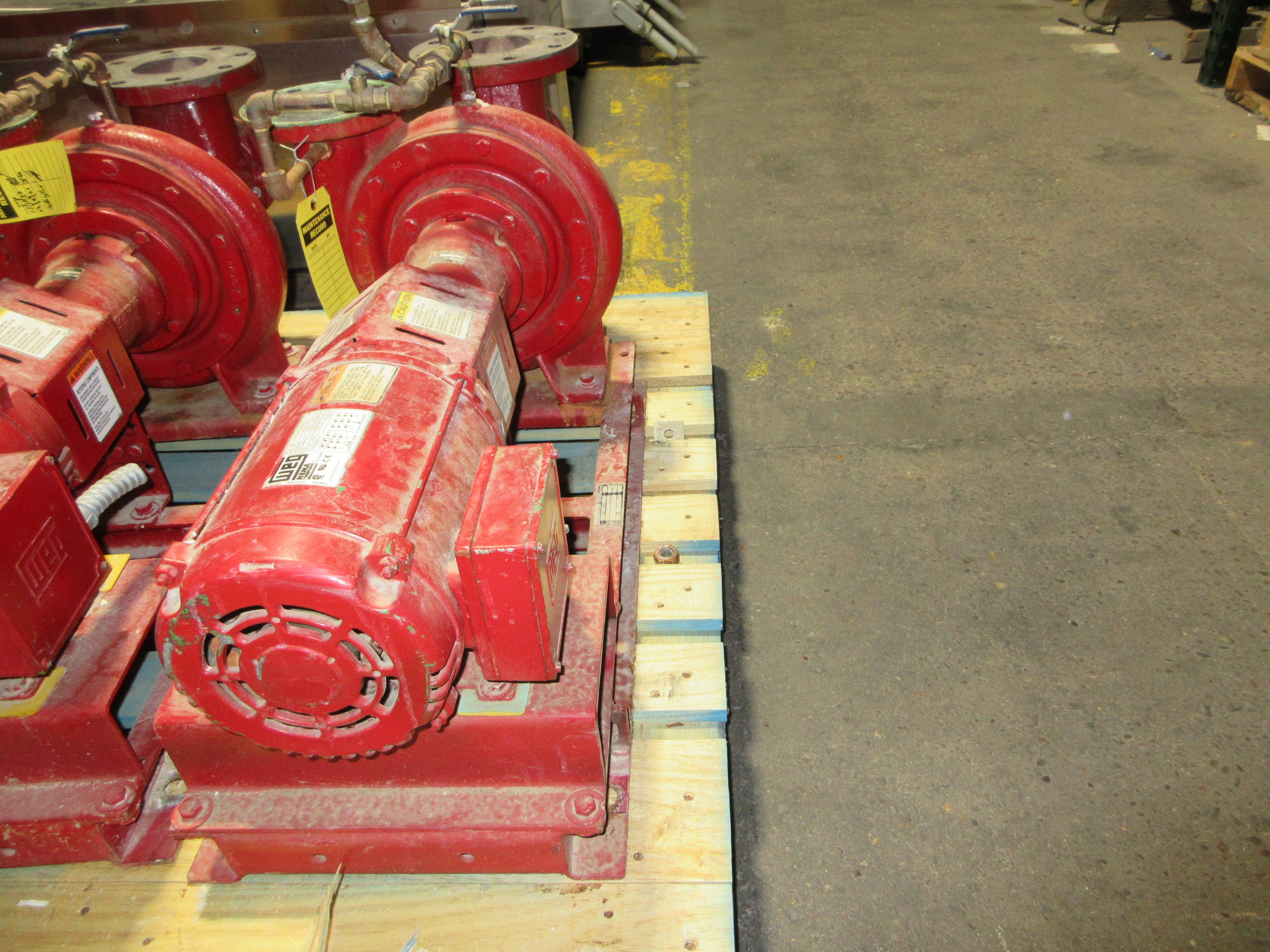 Bell & Gossett Pump 1510 BF 7.75 2.5BB 5HP 1800RPM 55 FT Head 191 GPM Used