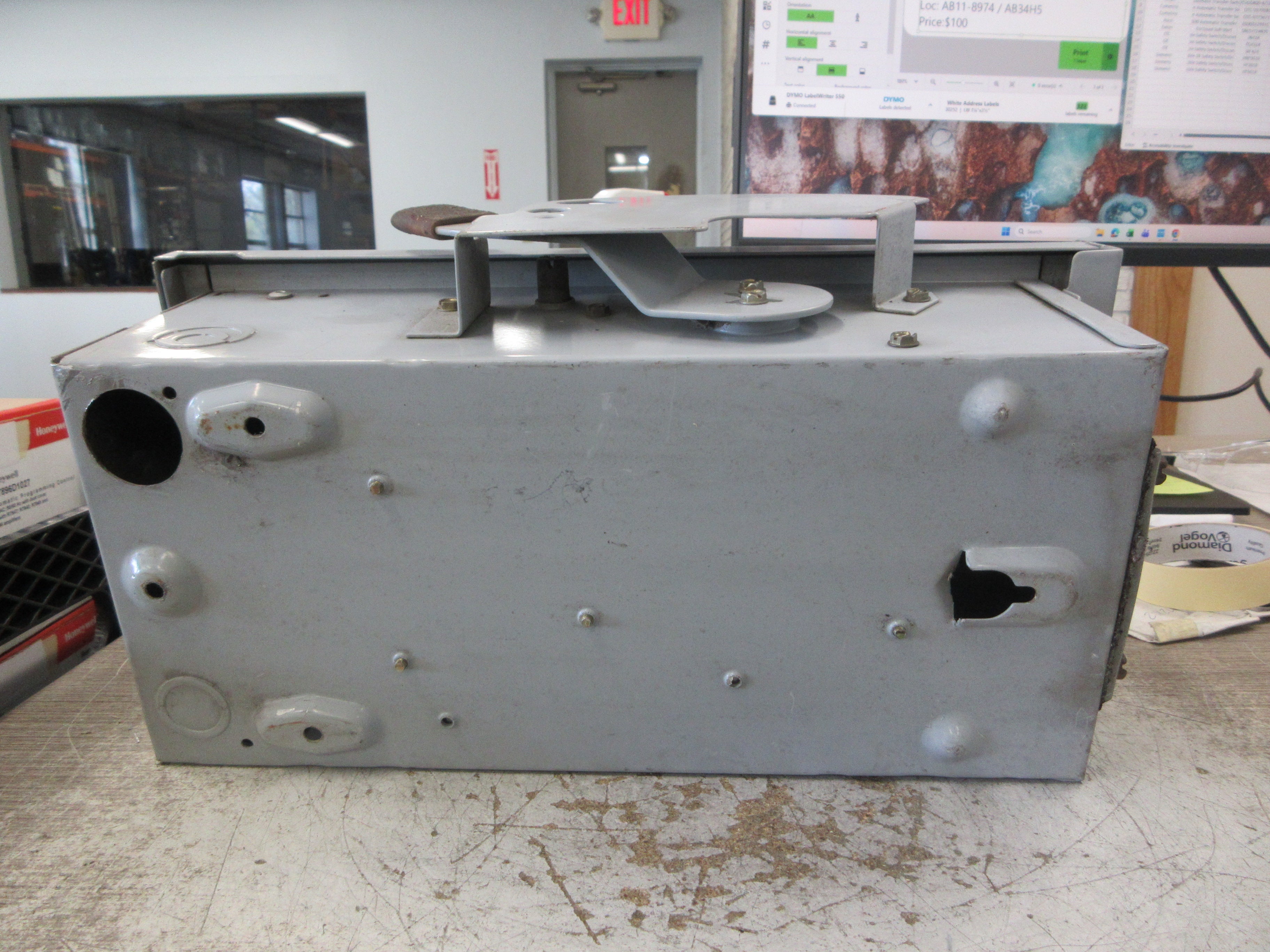 Siemens Fusible 3R Safety Switch/Disconnect GF322NR 60A 240V 3P Used