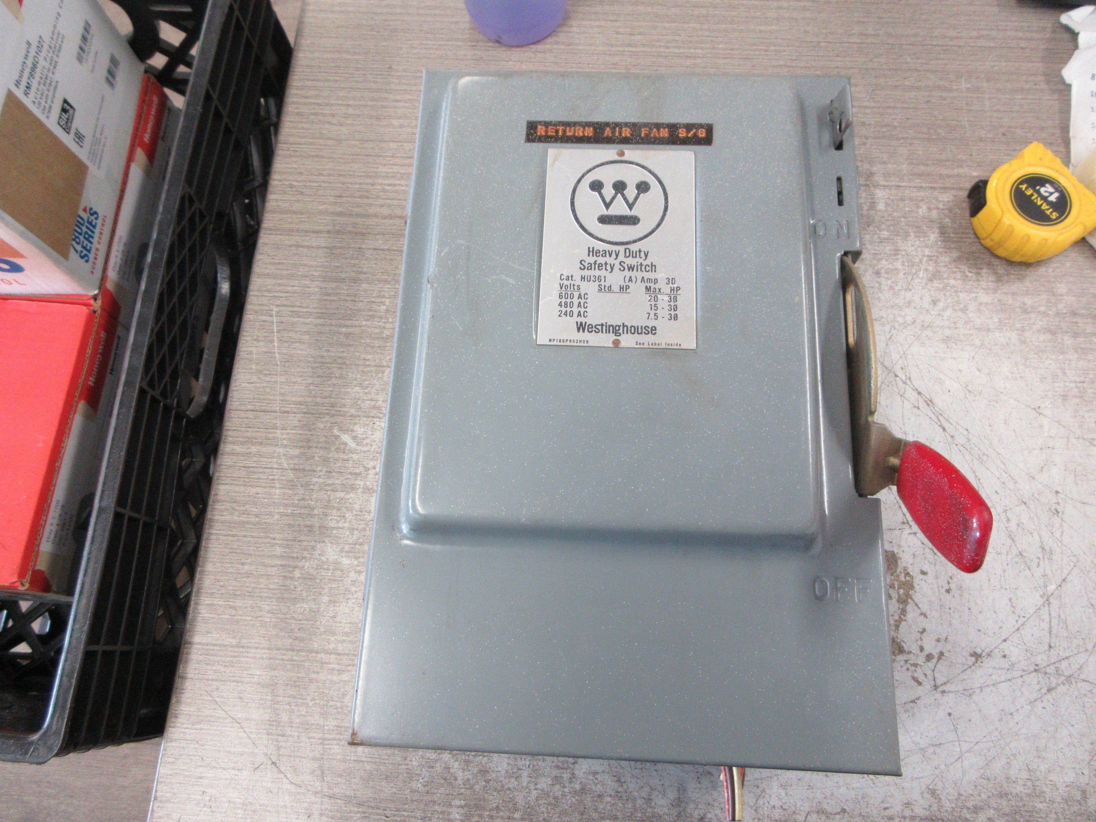 Westinghouse Non-Fusible Safety Switch/Disconnect HU361 30A 600V 3P Used